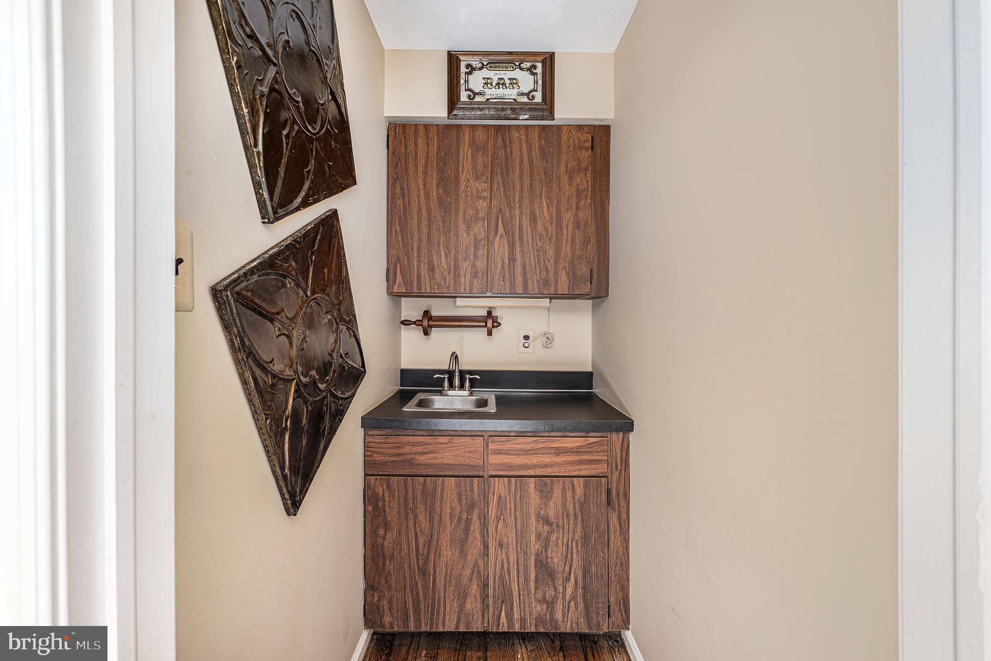 VALENTINE ESTS - Residential