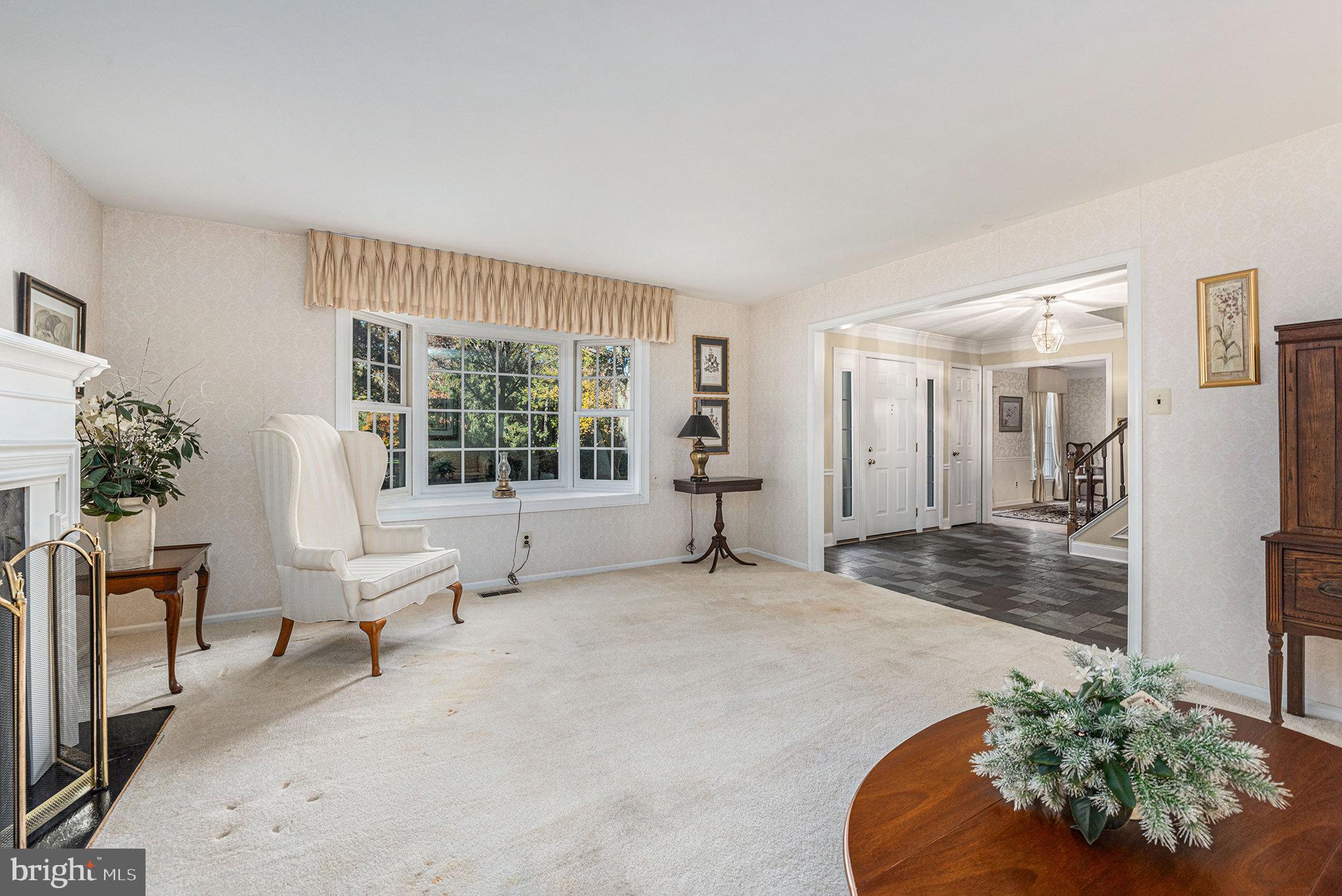 VALENTINE ESTS - Residential