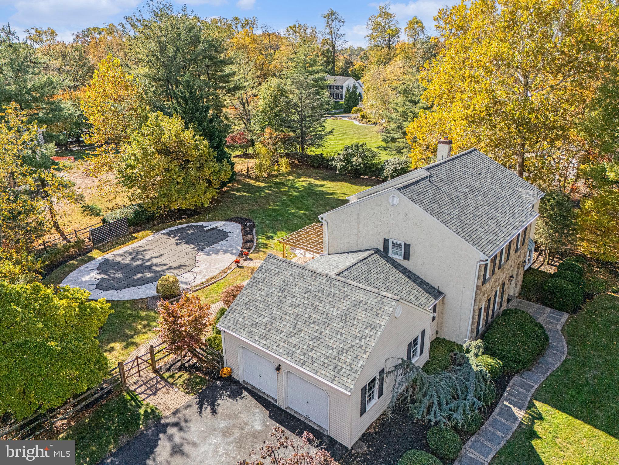 VALENTINE ESTS - Residential