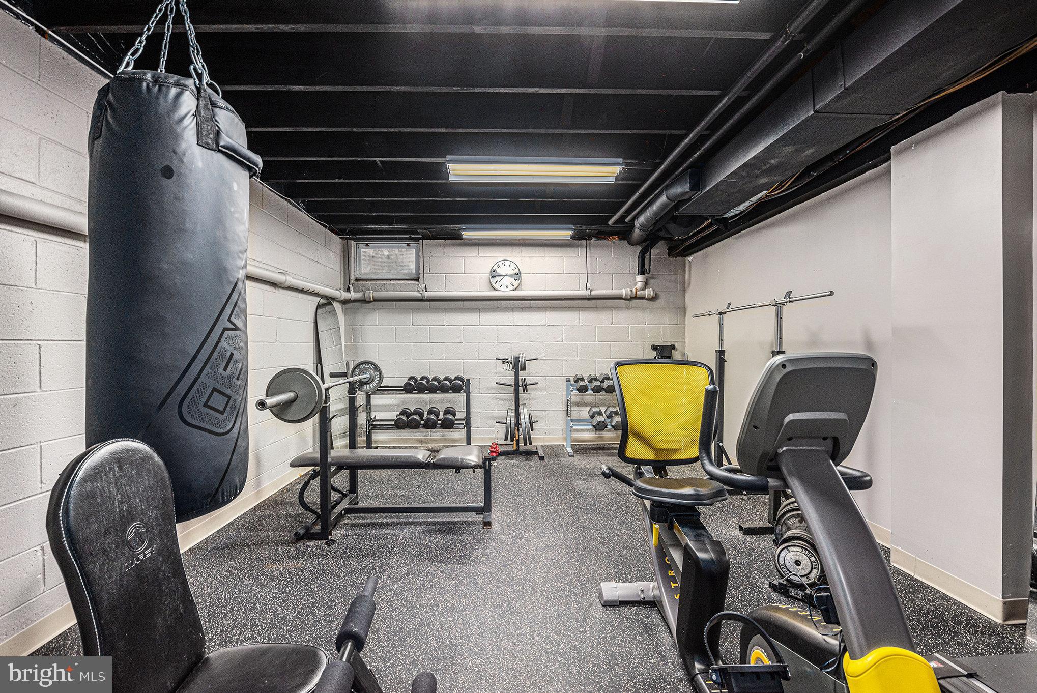 VALENTINE ESTS - Residential