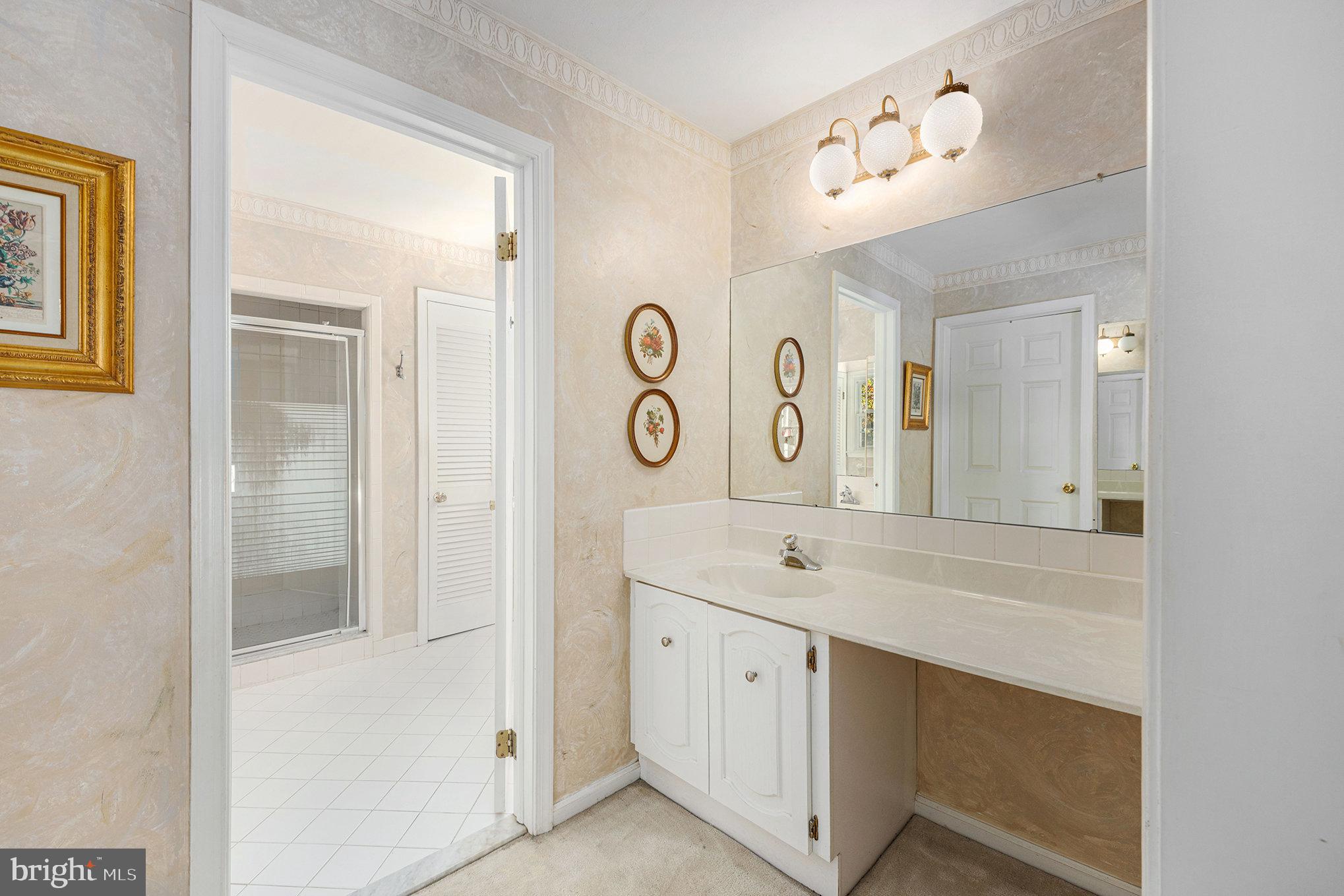 VALENTINE ESTS - Residential