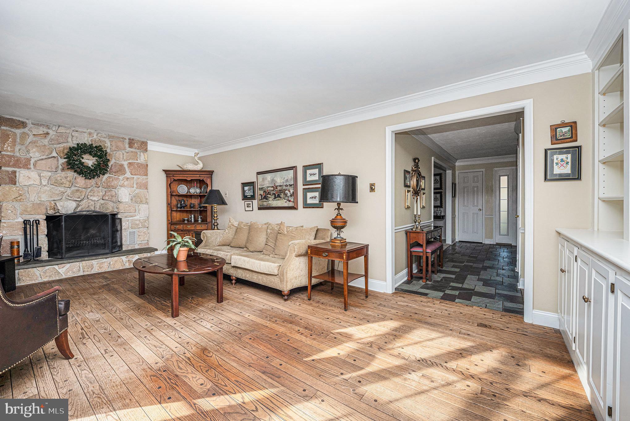 VALENTINE ESTS - Residential