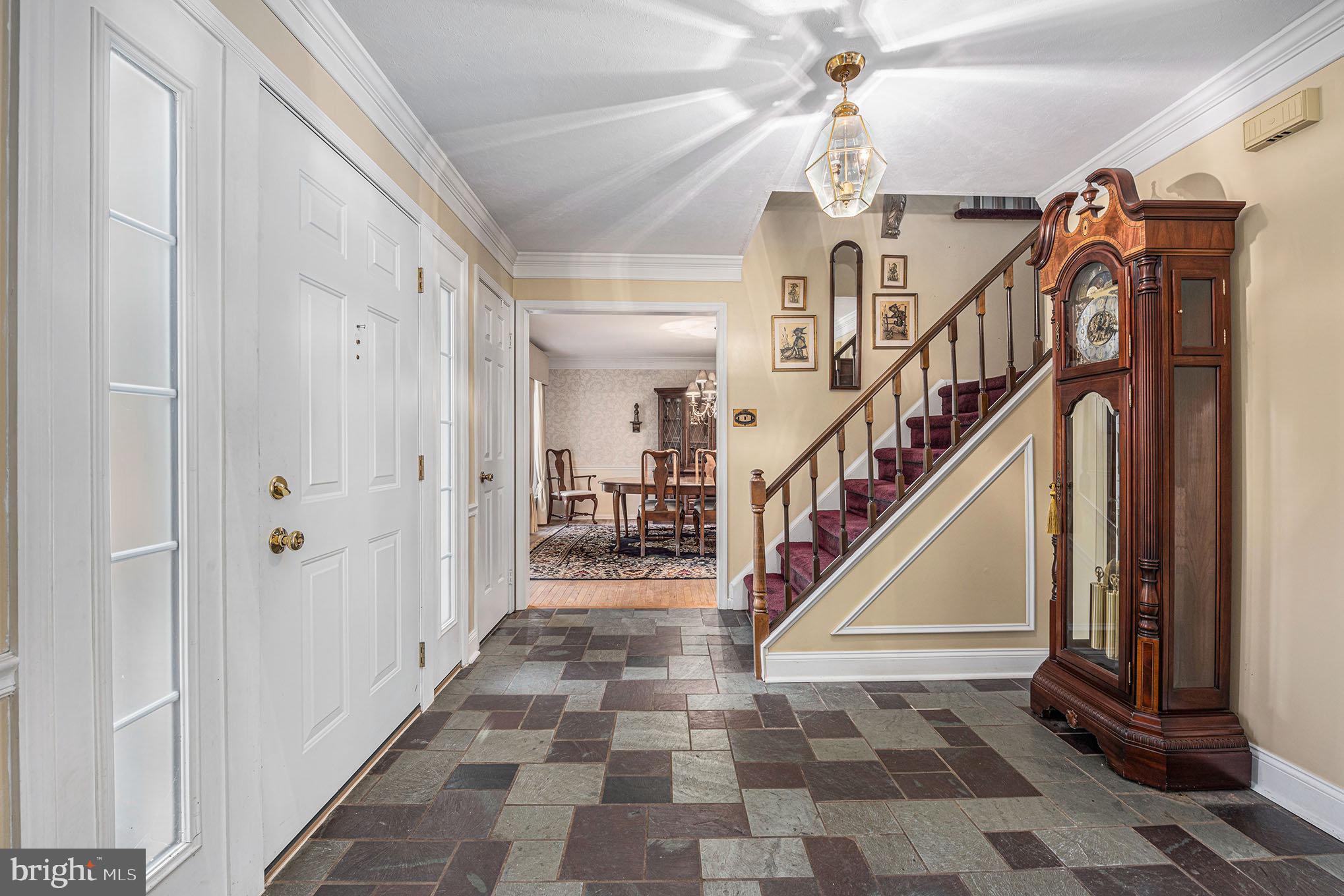 VALENTINE ESTS - Residential