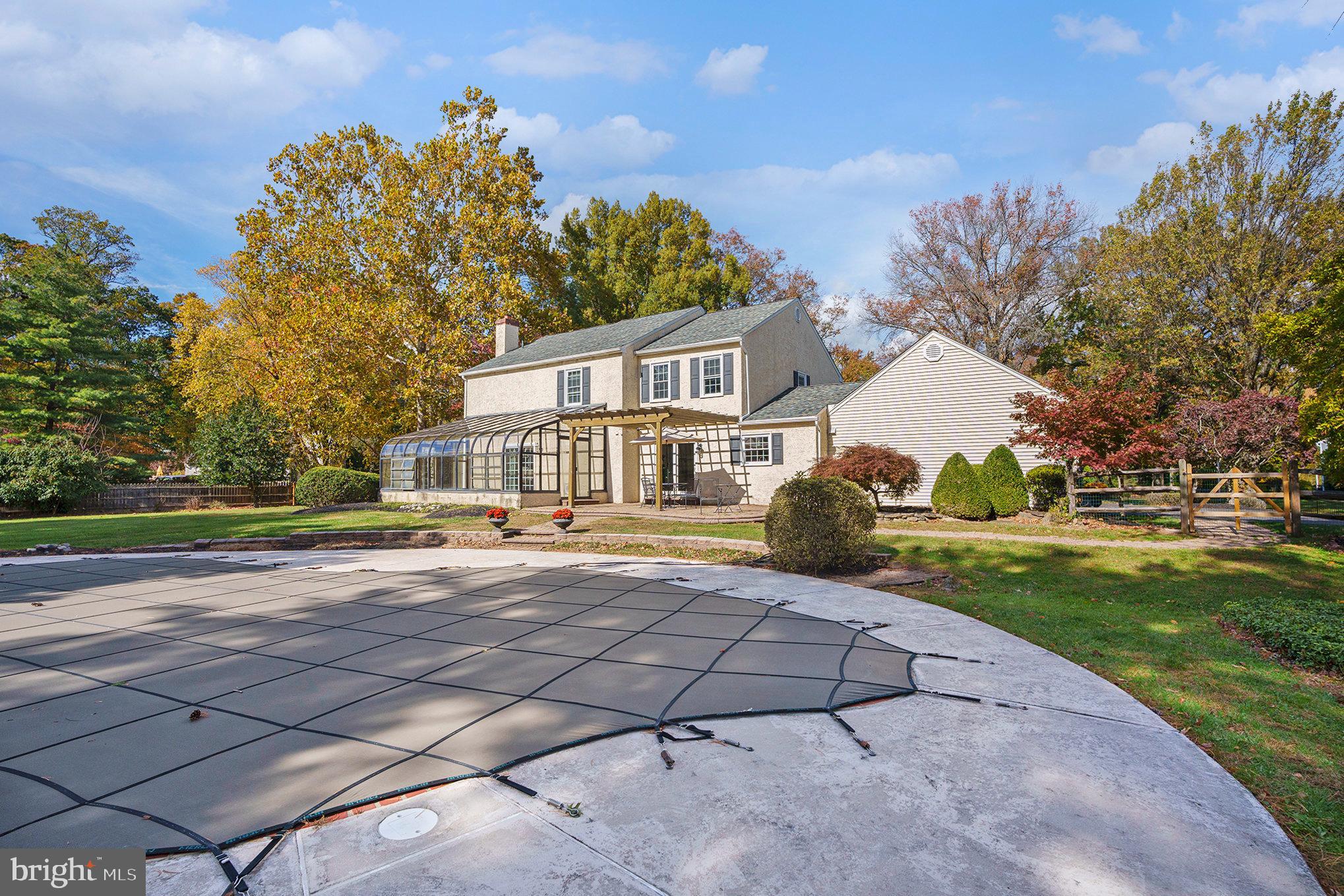 VALENTINE ESTS - Residential