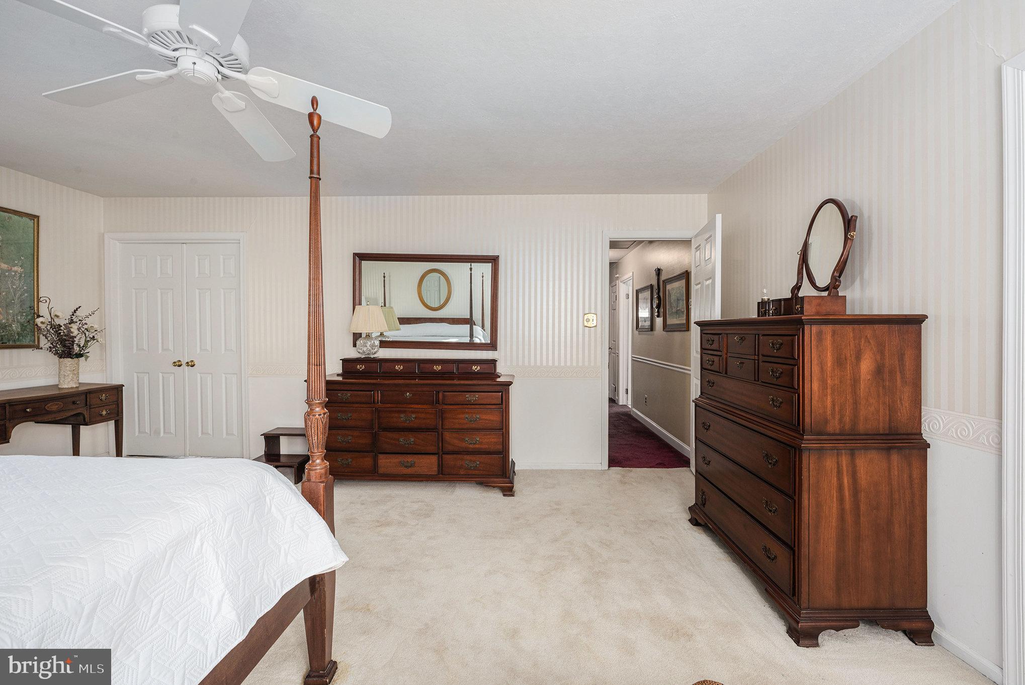 VALENTINE ESTS - Residential