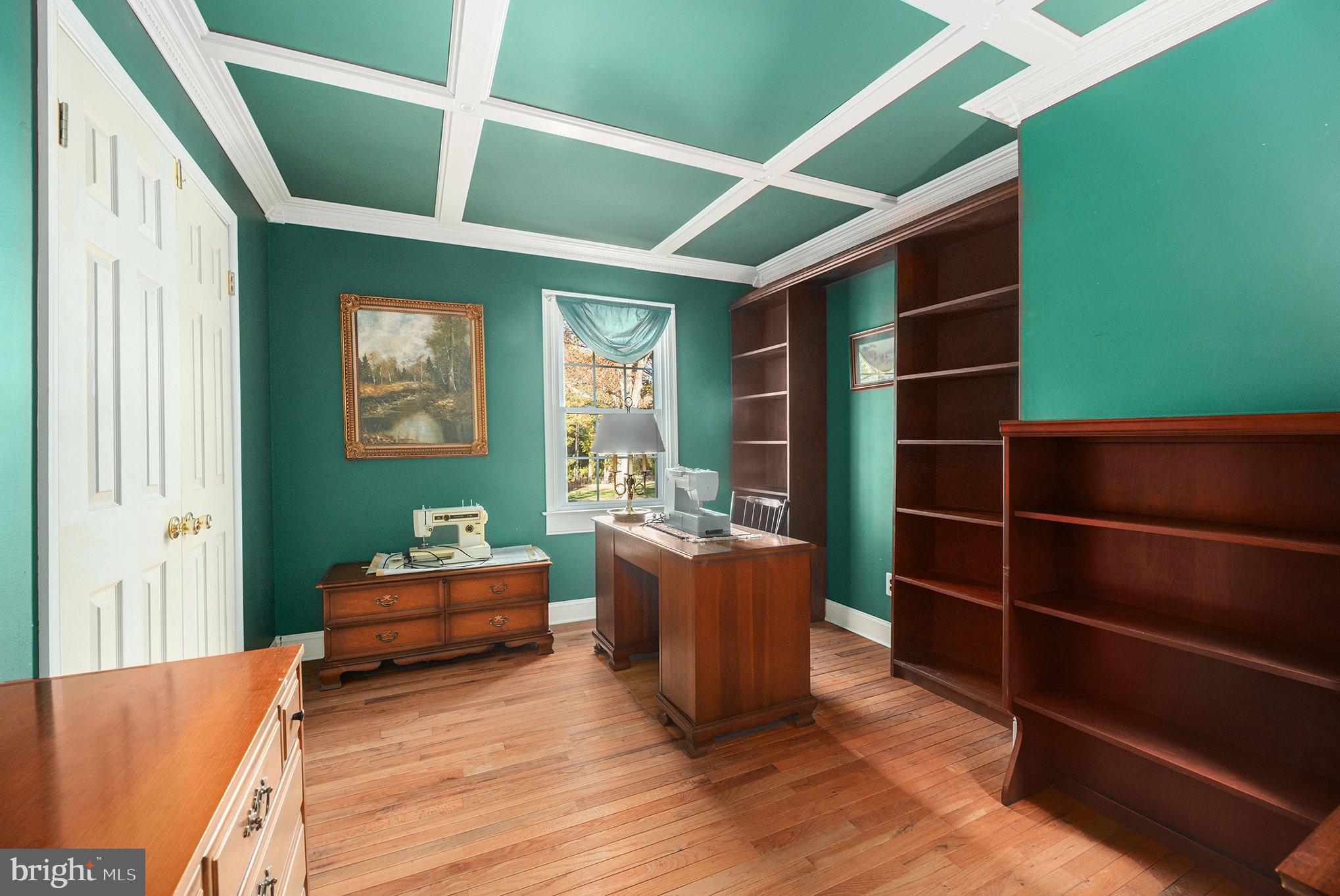 VALENTINE ESTS - Residential