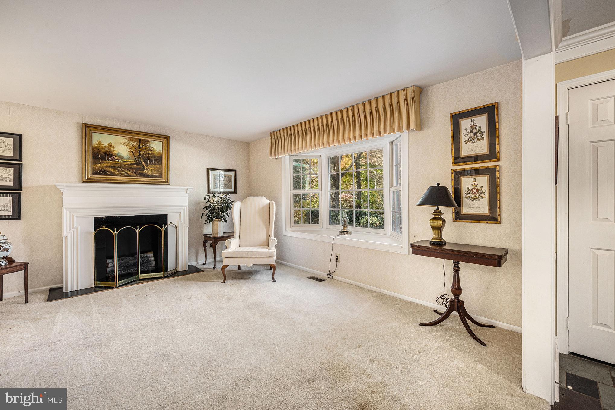 VALENTINE ESTS - Residential