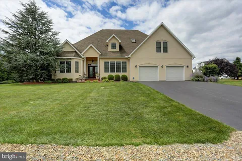 3271 Saint Andrews Drive, Chambersburg, PA 17202 - MLS#: PAFL2024914