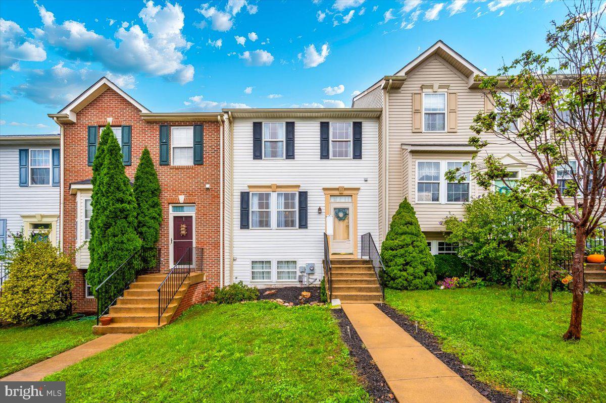 LAUREL RIDGE - Residential