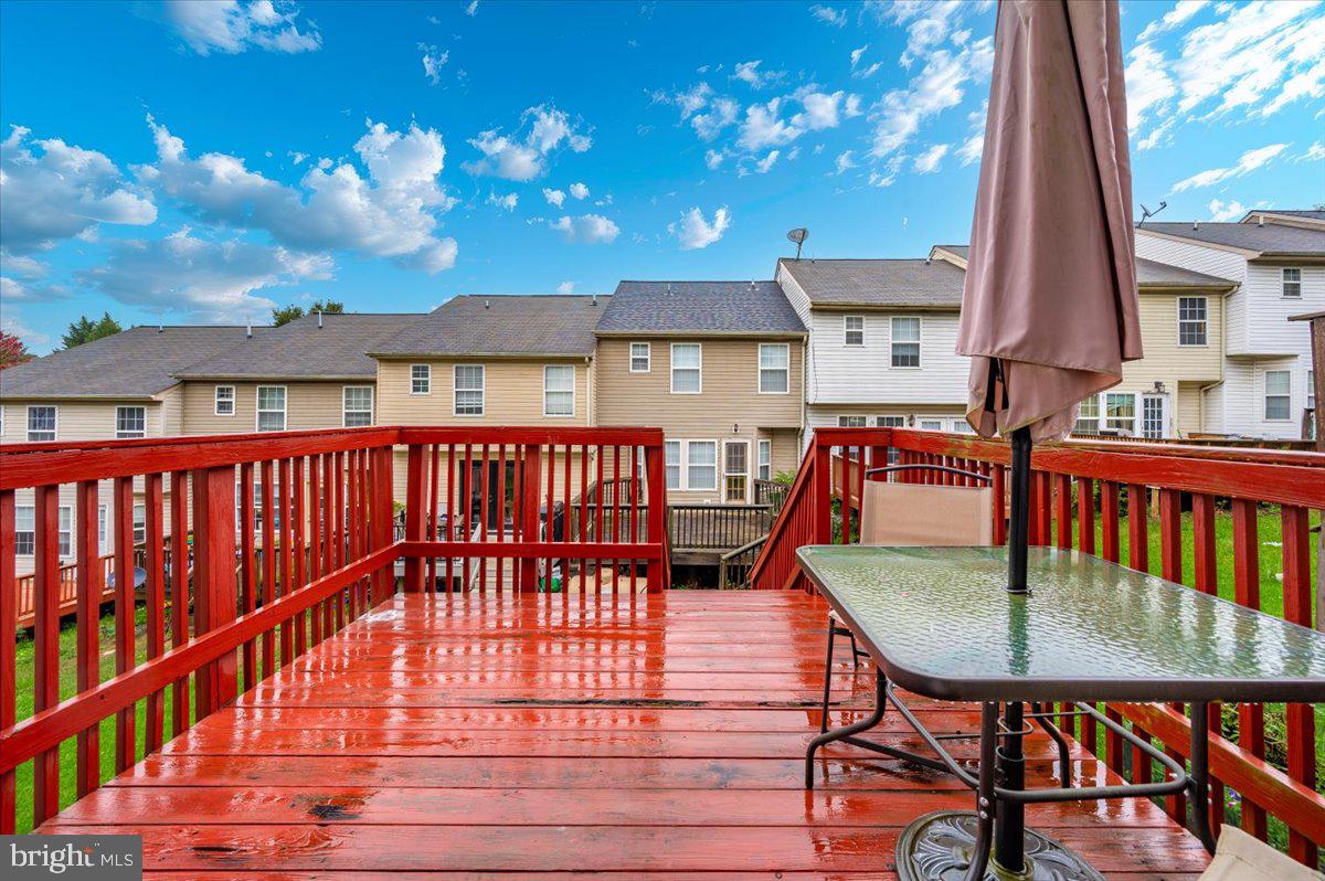 LAUREL RIDGE - Residential