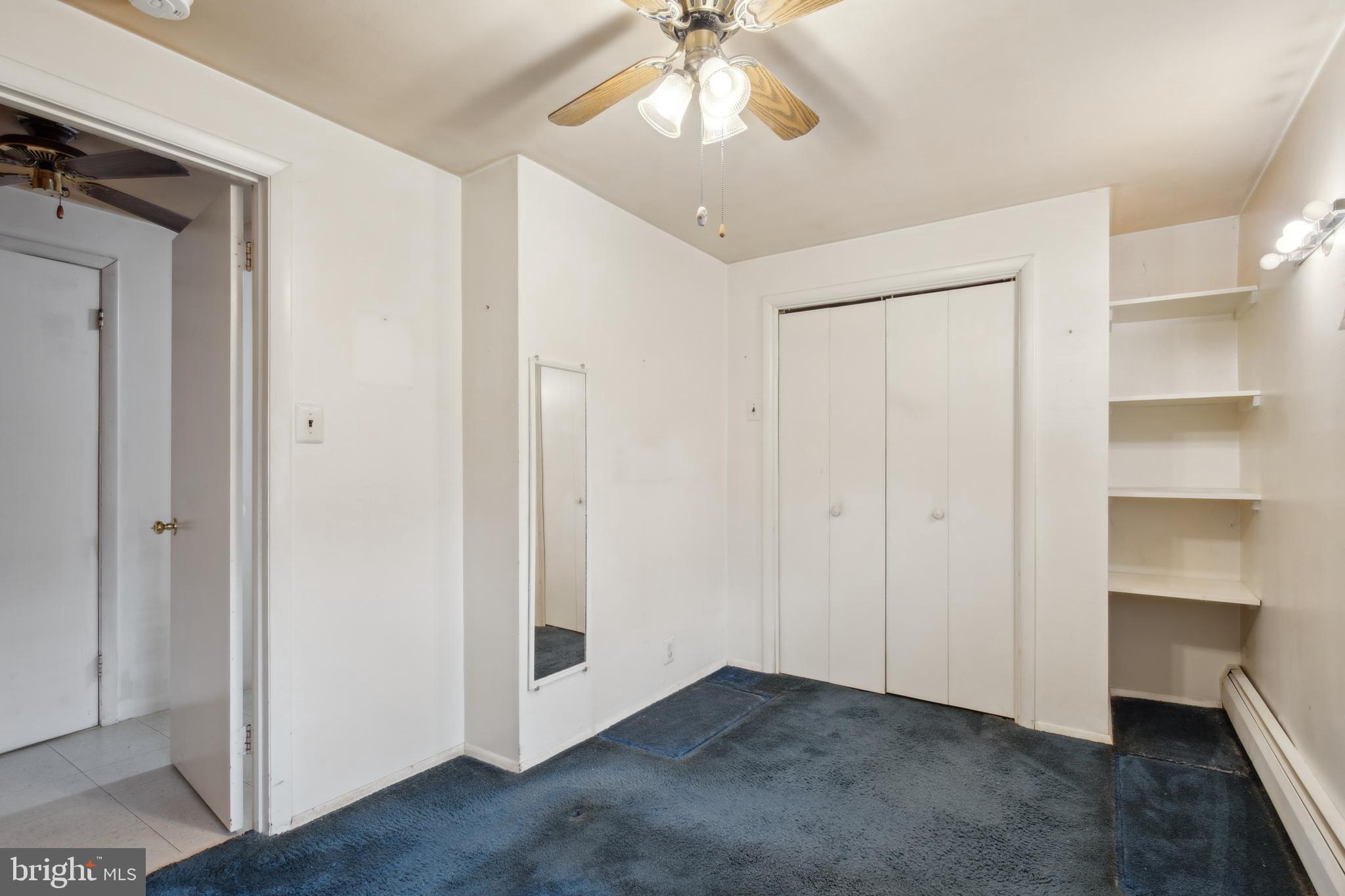 WOODLAND BEACH - Residential