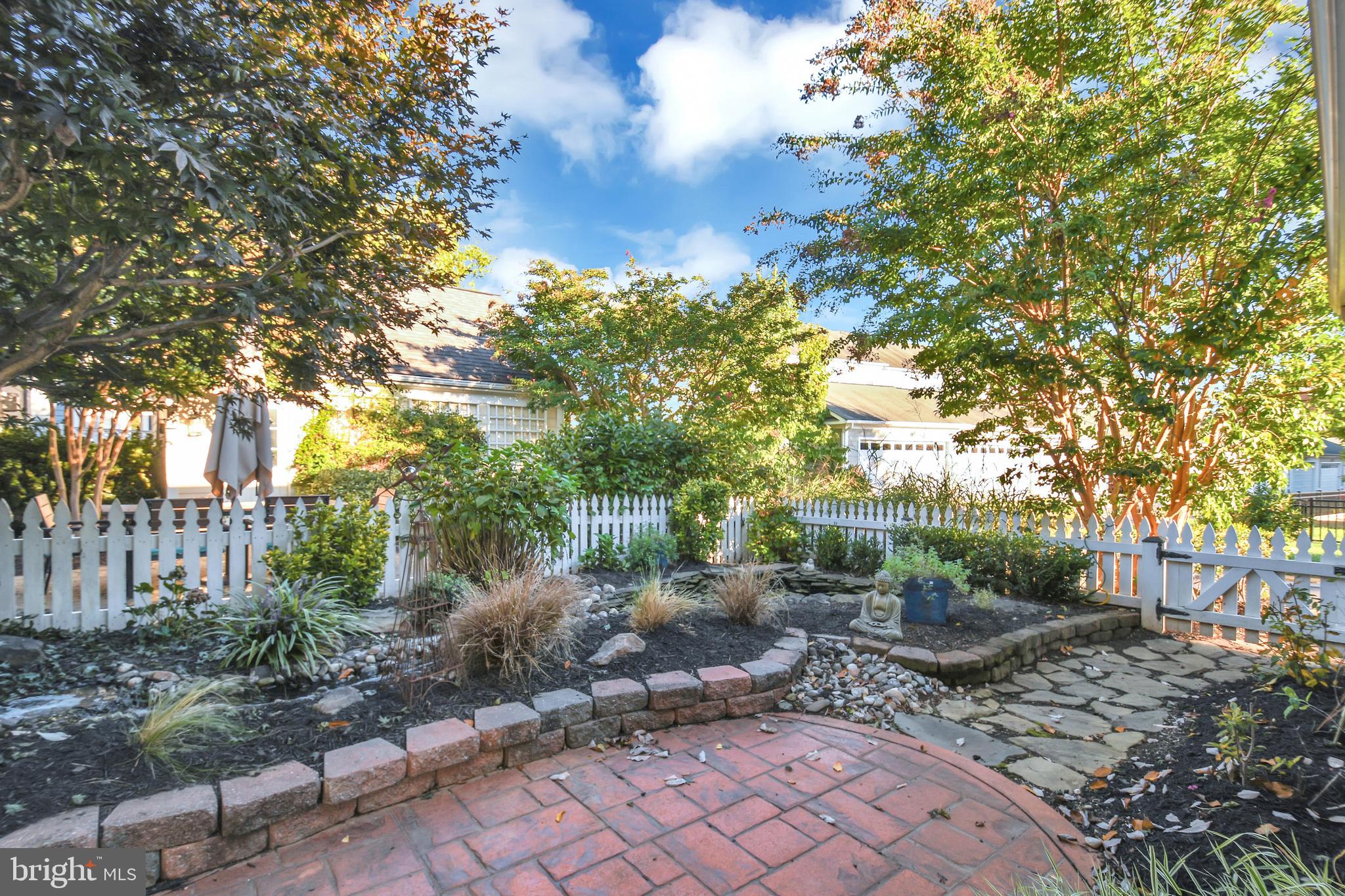 VILLAGES OF URBANA - Residential