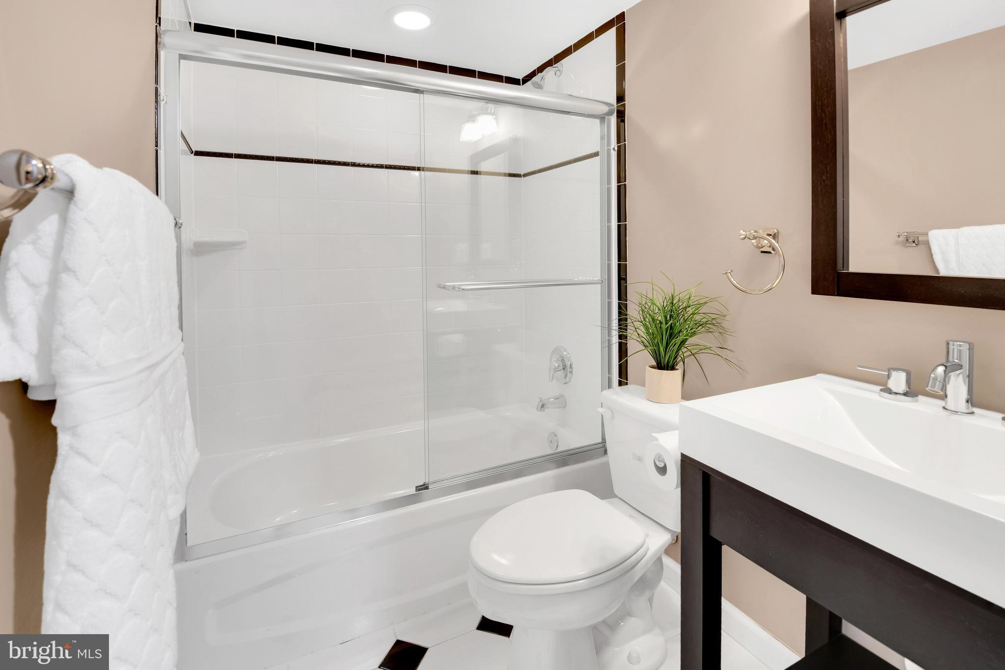 VILLAGES OF URBANA - Residential