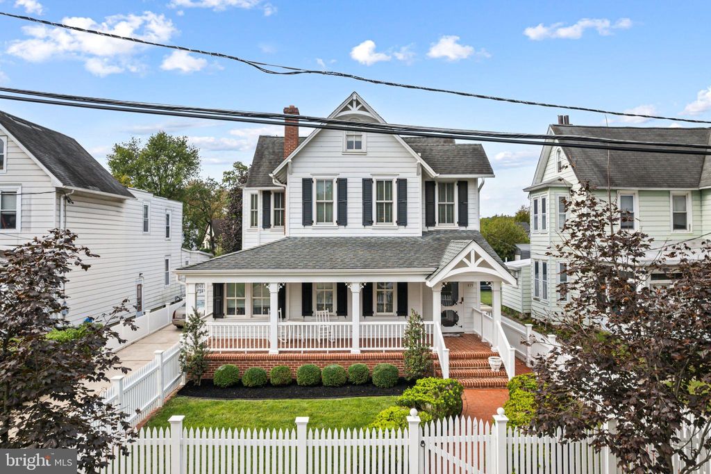 Photo of 419 Leconey Avenue, PALMYRA, NJ 08065 (MLS # NJBL2096598)