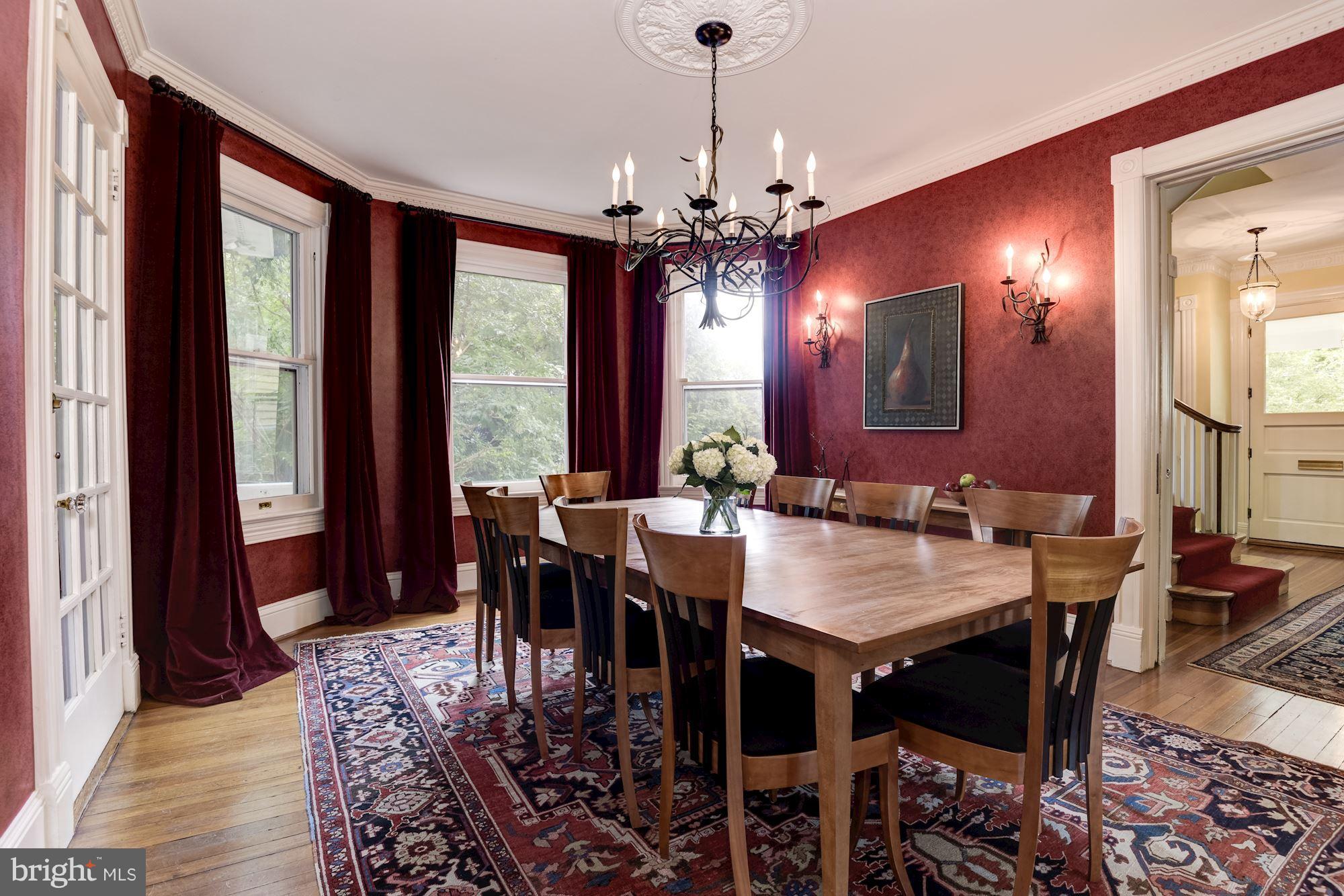 CLEVELAND PARK - Residential