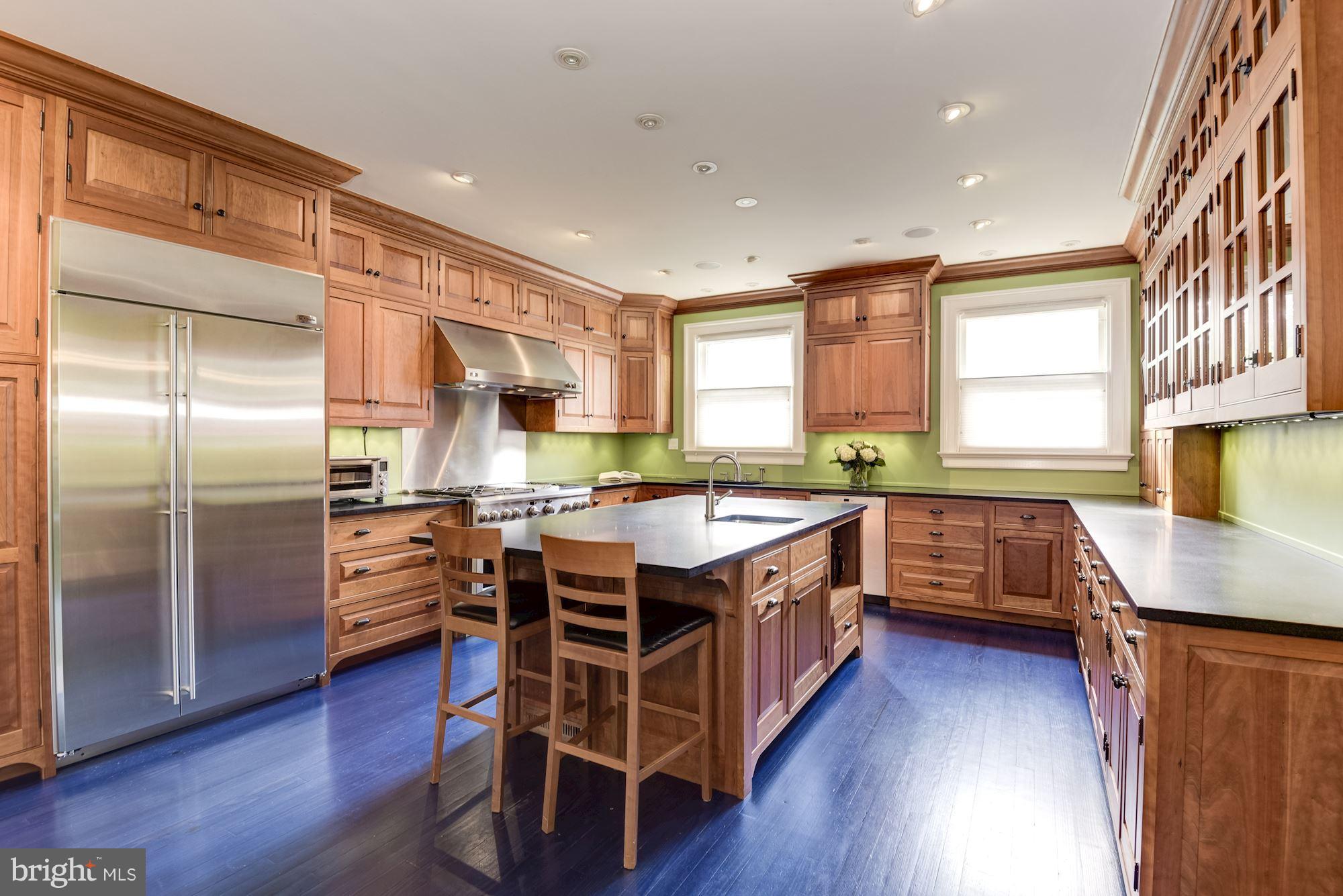 CLEVELAND PARK - Residential