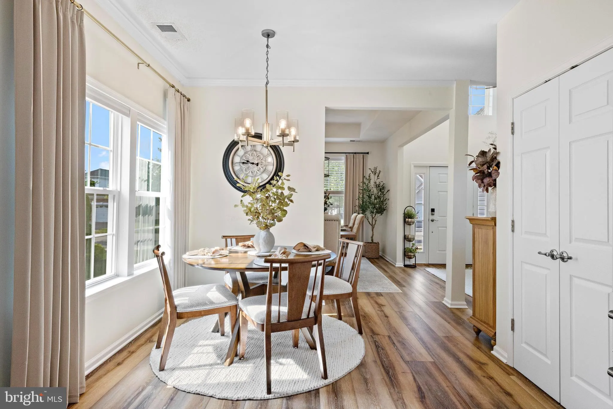 Manahawkin, New Jersey 08050, United States, 2 Bedrooms Bedrooms, ,2 BathroomsBathrooms,Residential,Contingent,184320