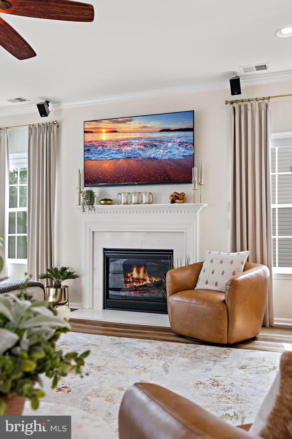 Manahawkin, New Jersey 08050, United States, 2 Bedrooms Bedrooms, ,2 BathroomsBathrooms,Residential,Contingent,184320