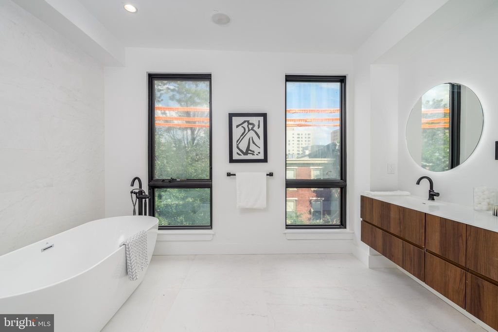 Photo of 722 S 17th Street #7, PHILADELPHIA, PA 19146 (MLS # PAPH2536450)