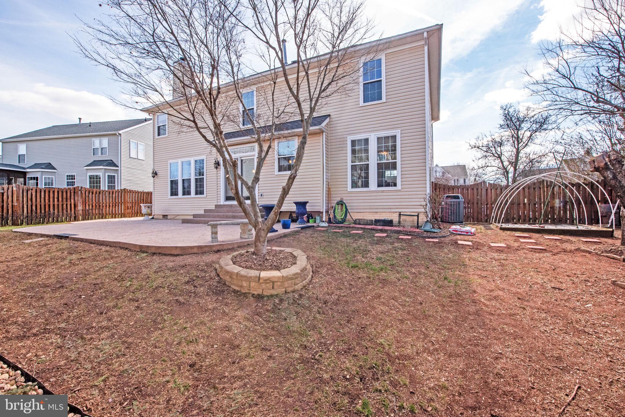 GREAT FALLS CHASE - Residential Lease