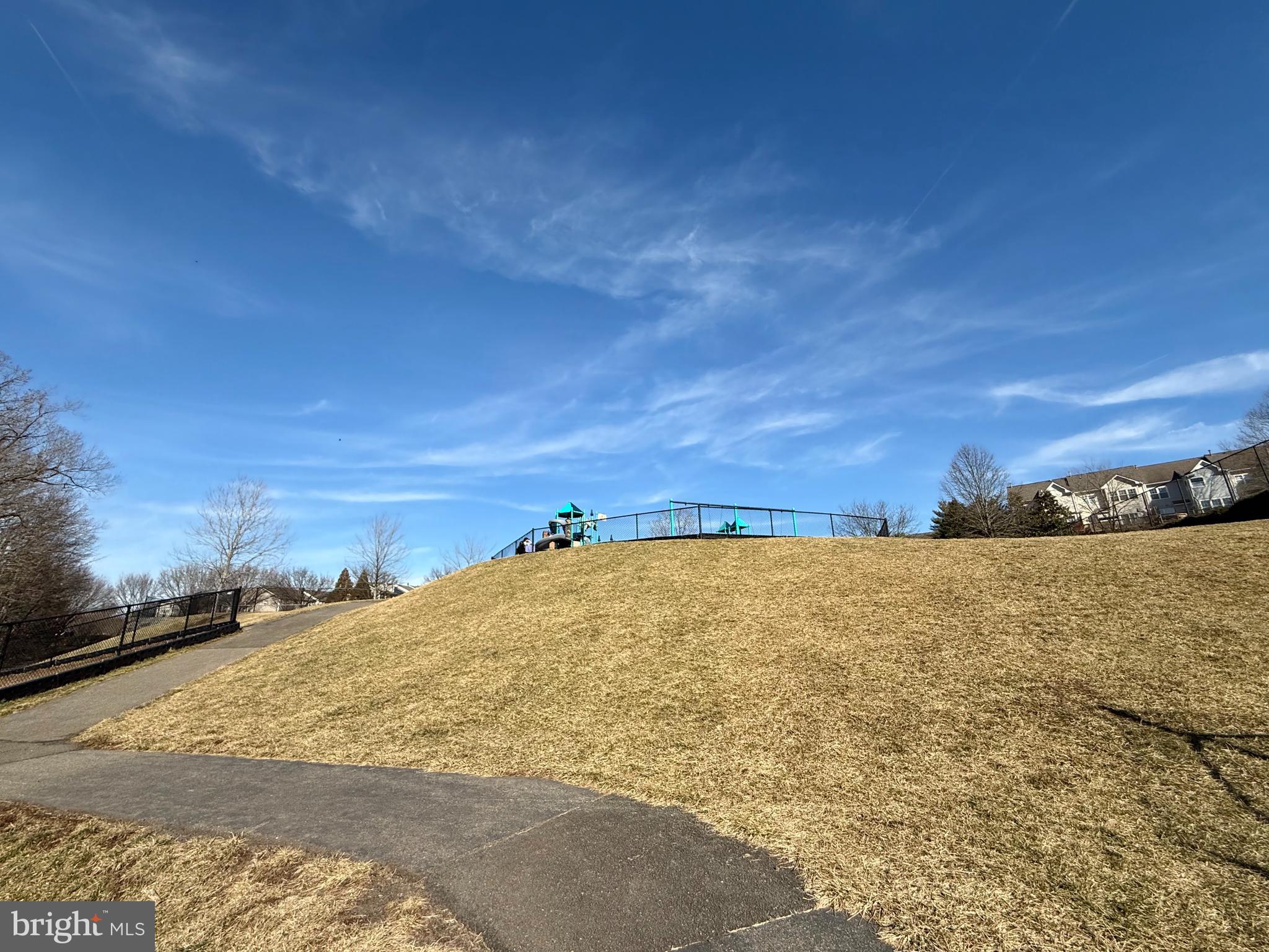 GREAT FALLS CHASE - Residential Lease