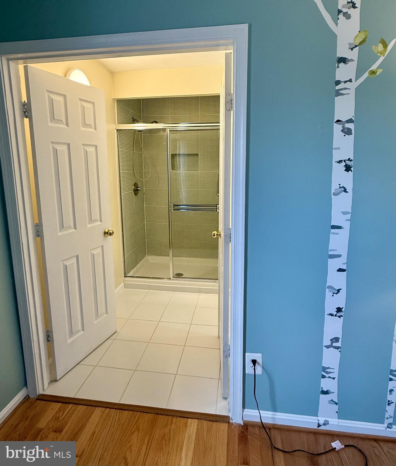 GREAT FALLS CHASE - Residential Lease