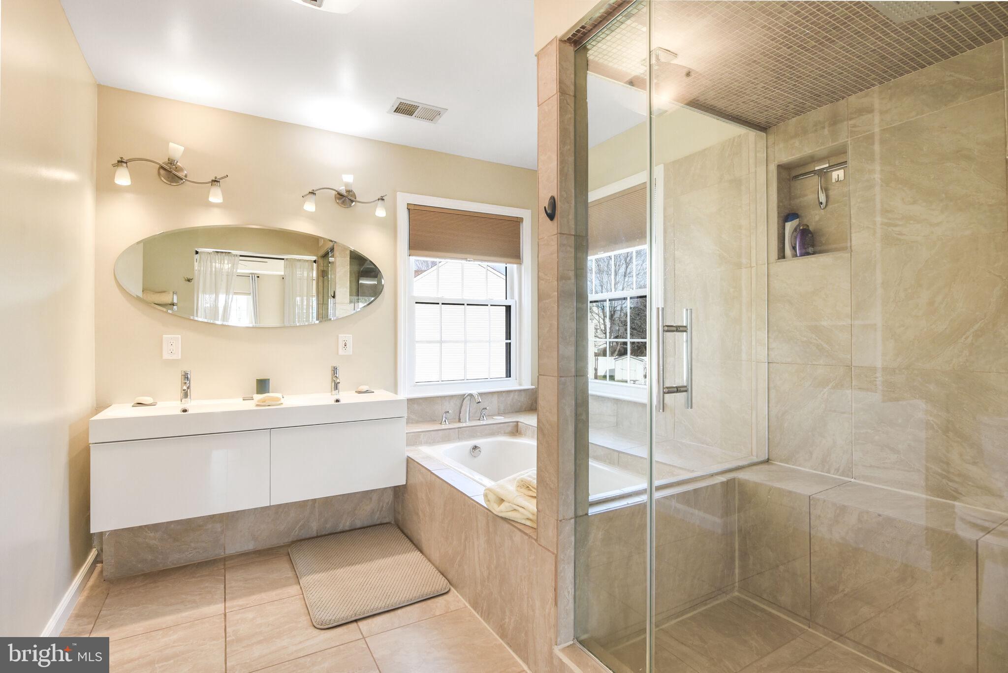 GREAT FALLS CHASE - Residential Lease