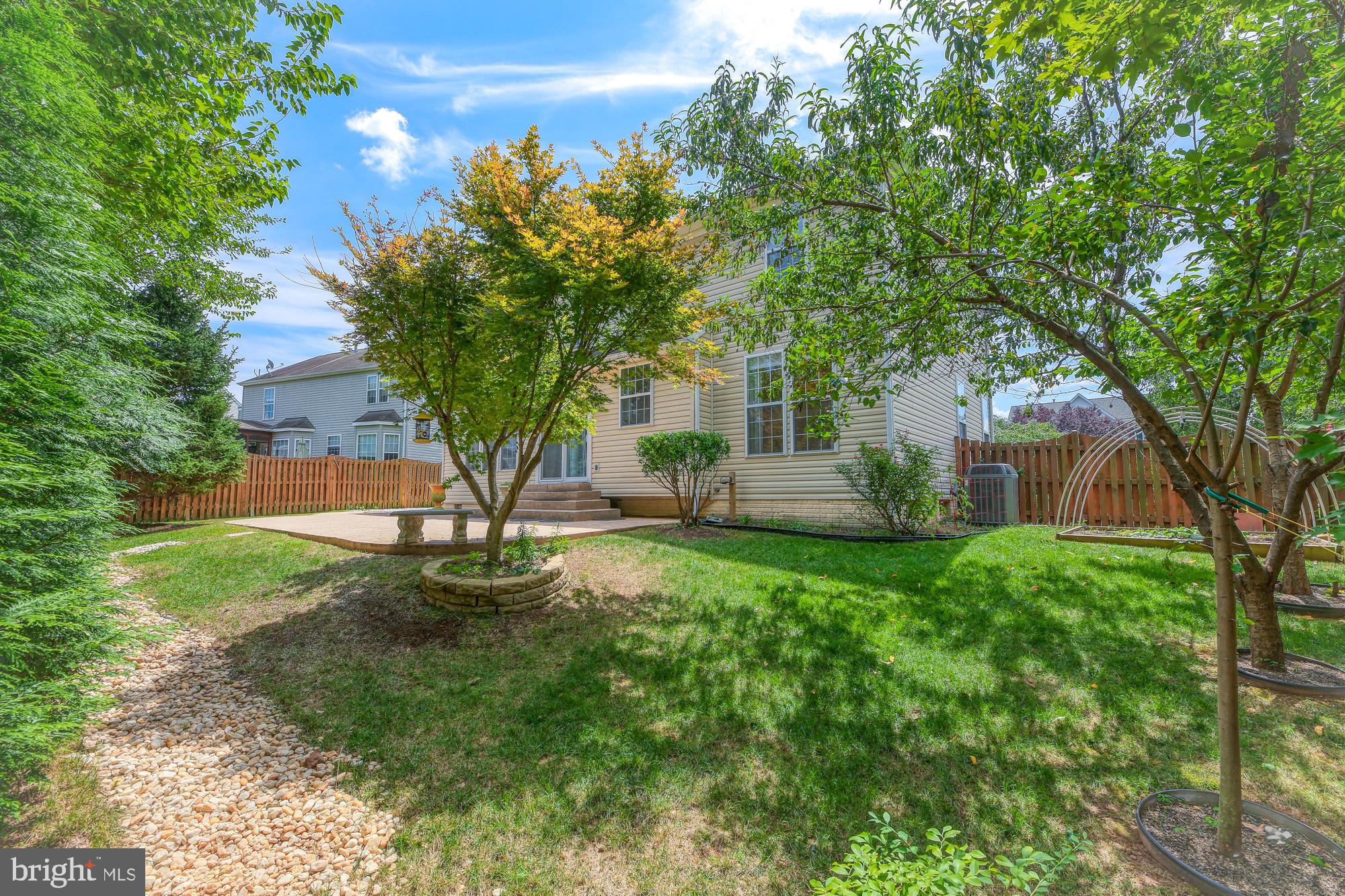 GREAT FALLS CHASE - Residential Lease