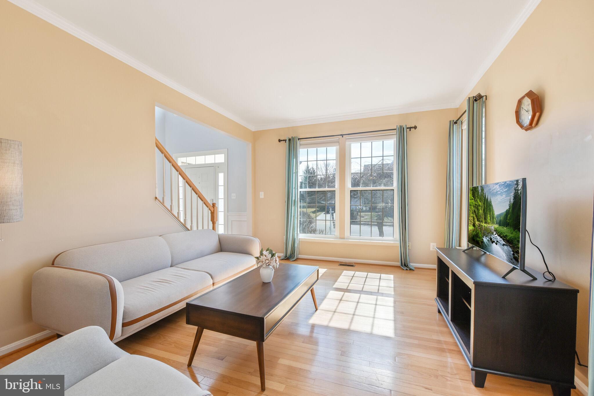 GREAT FALLS CHASE - Residential Lease