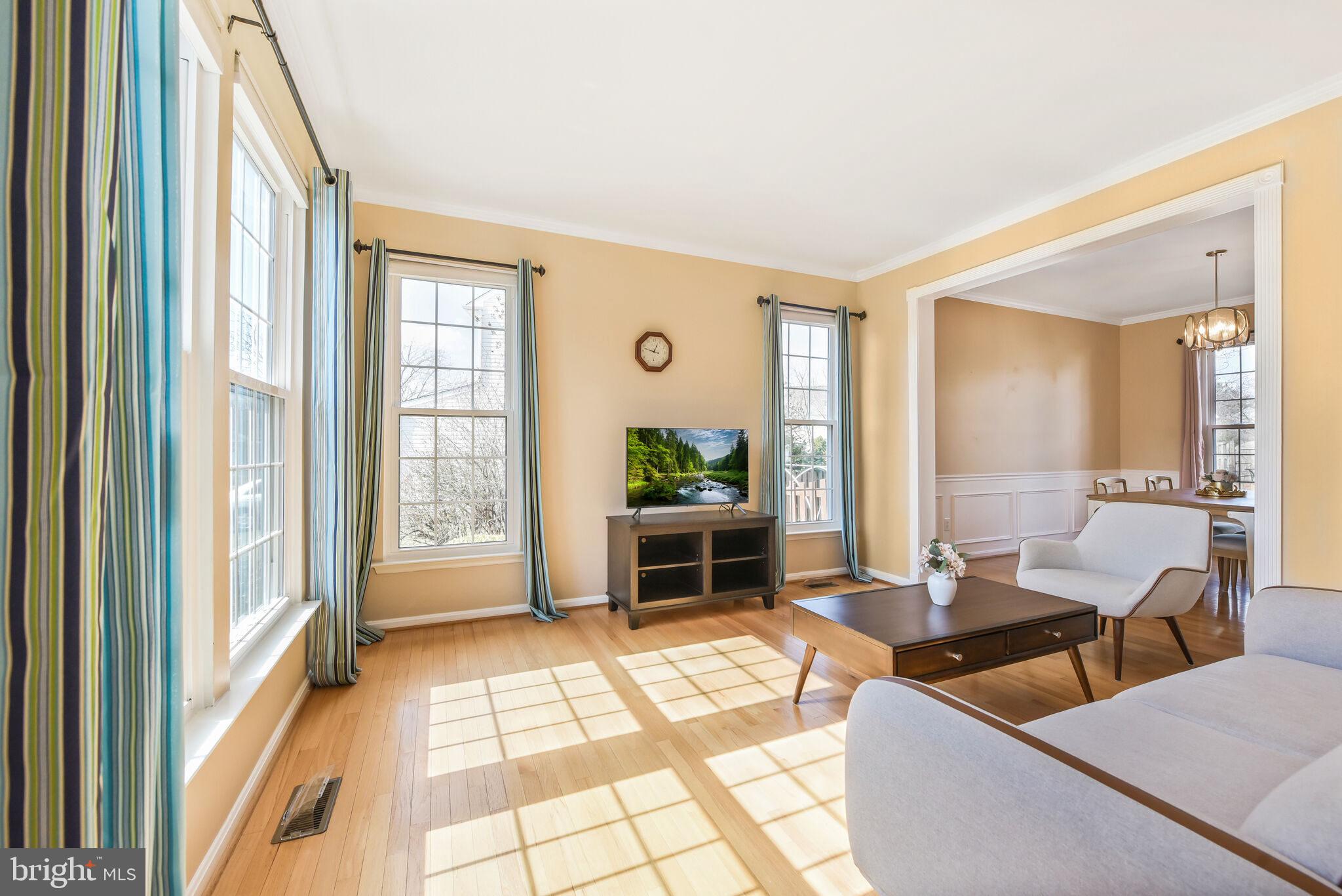 GREAT FALLS CHASE - Residential Lease