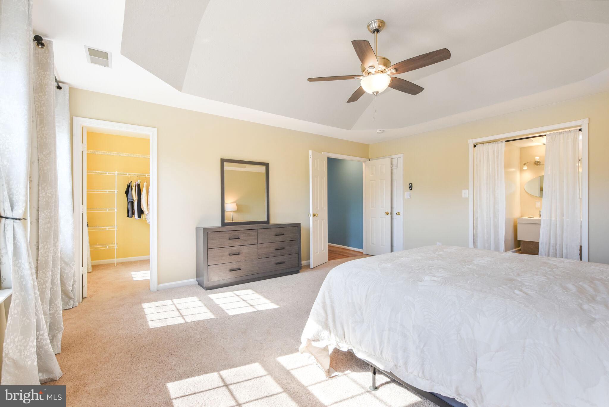 GREAT FALLS CHASE - Residential Lease