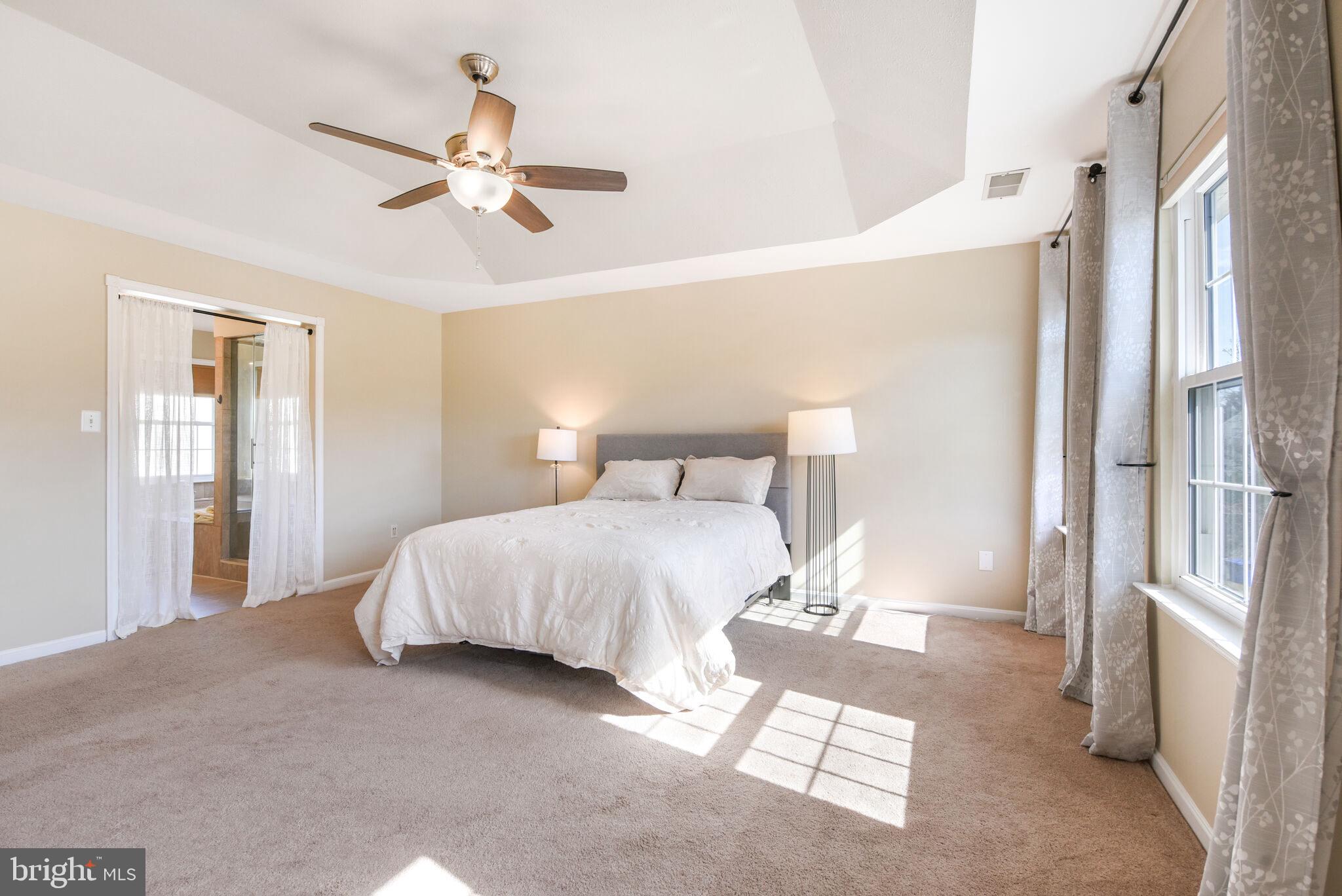 GREAT FALLS CHASE - Residential Lease