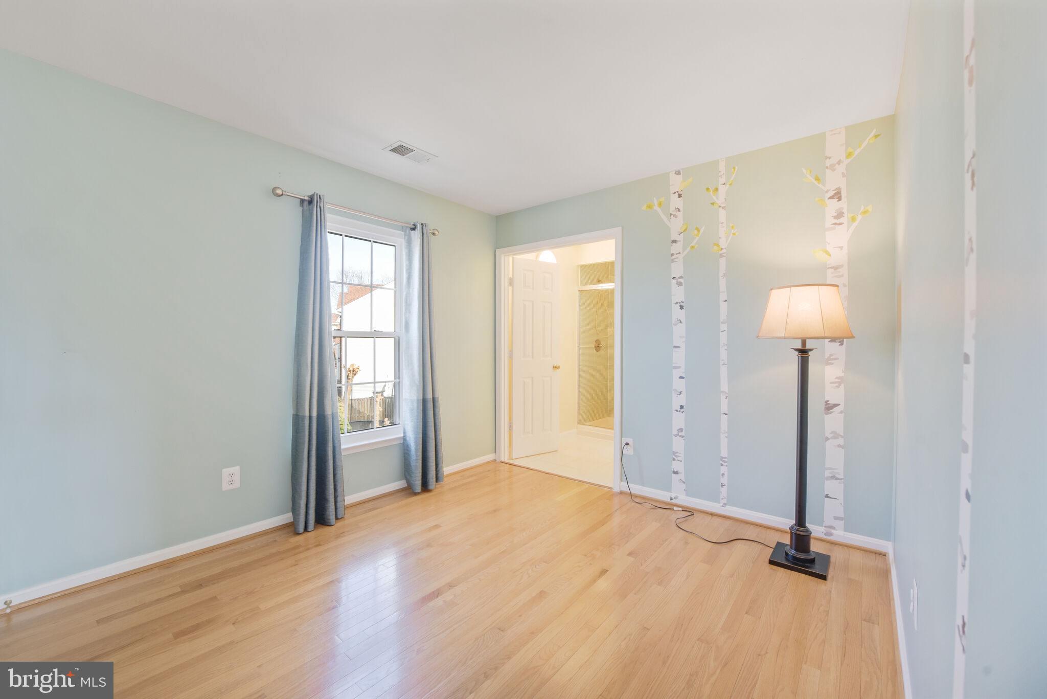 GREAT FALLS CHASE - Residential Lease