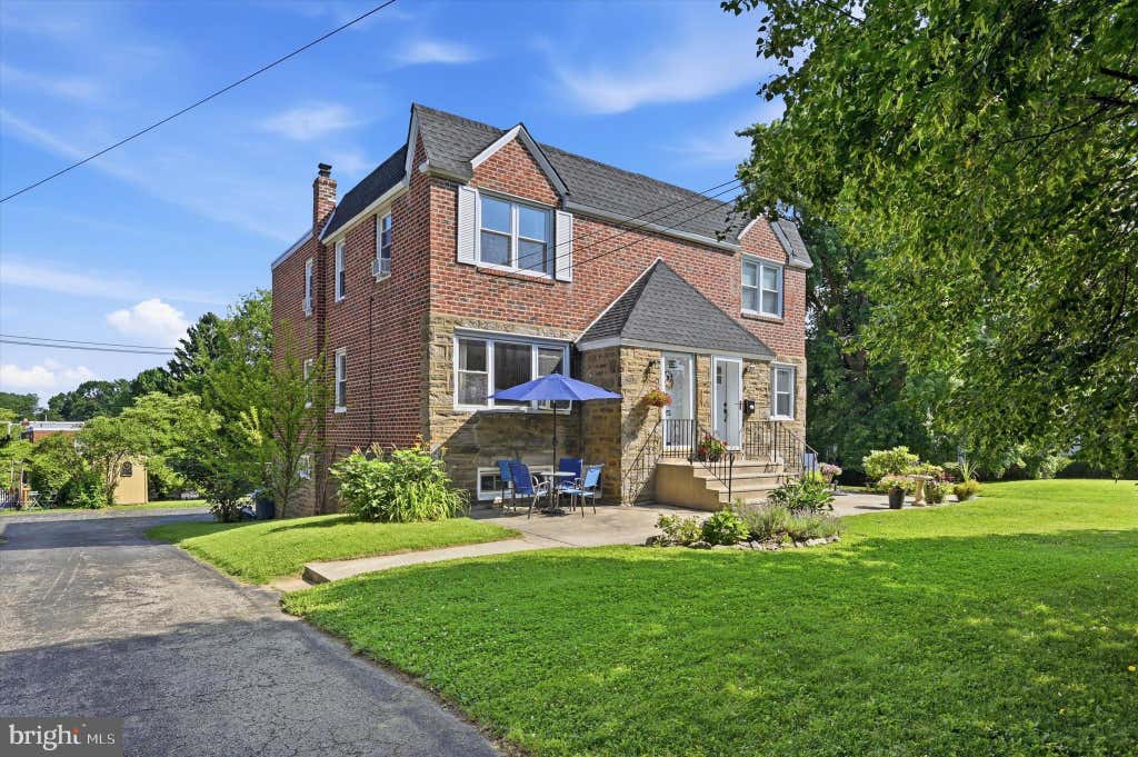Photo of 506 Gates Street, PHILADELPHIA, PA 19128 (MLS # PAPH2644398)