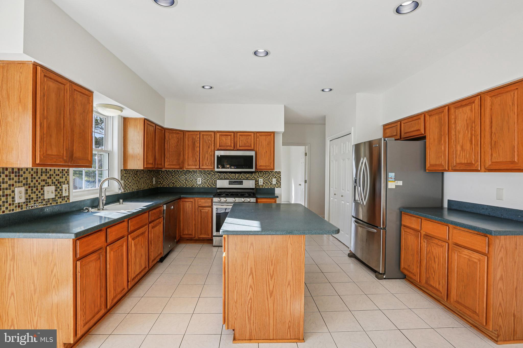 GRAY ROCK FARM - Residential