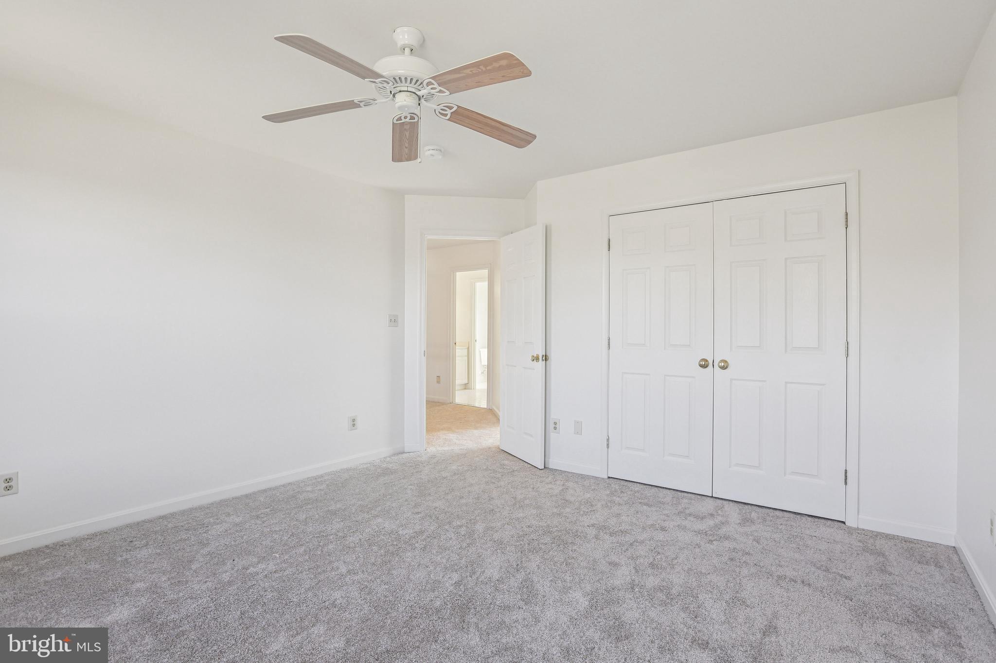 GRAY ROCK FARM - Residential