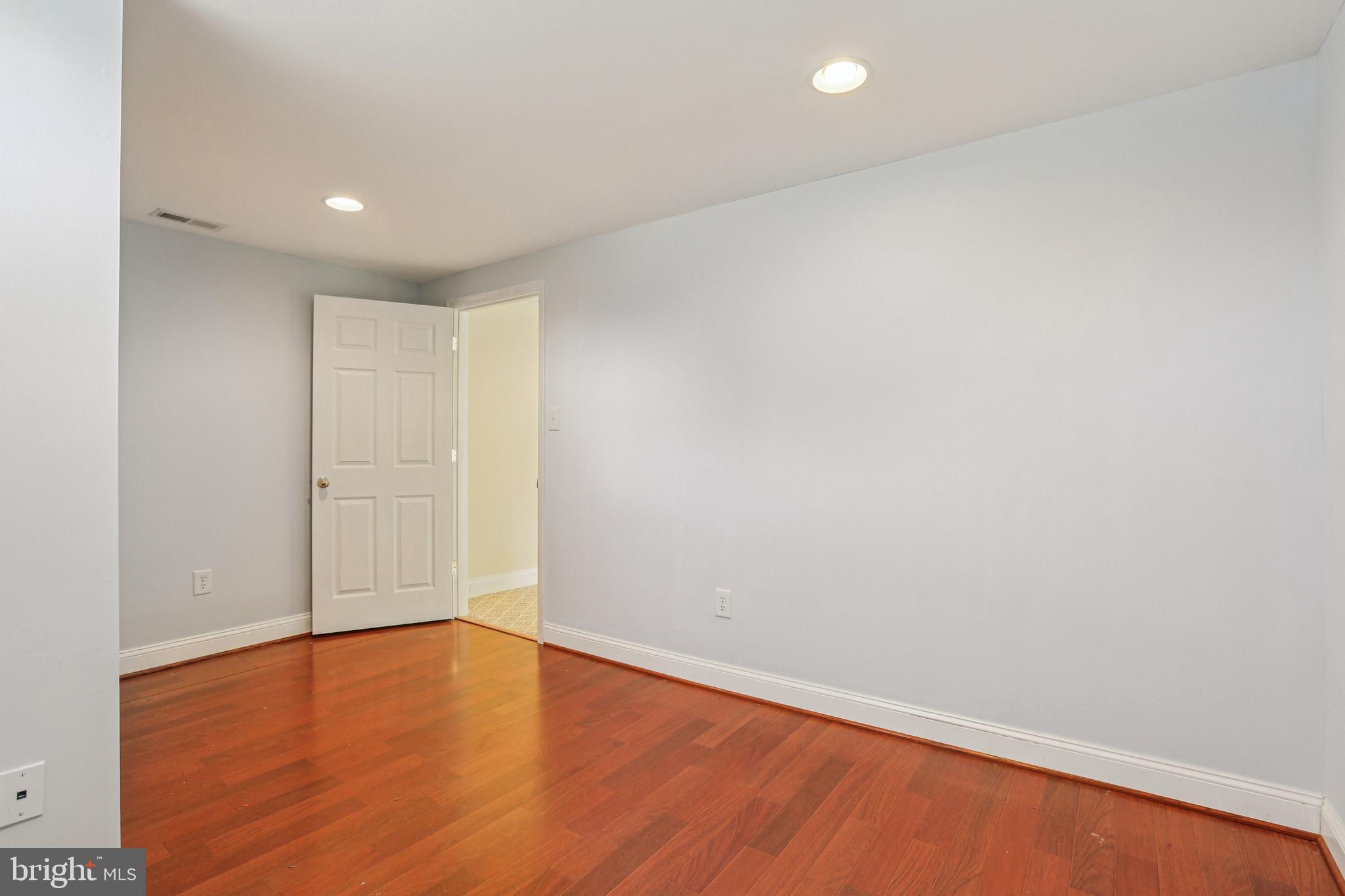 GRAY ROCK FARM - Residential