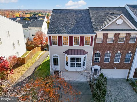 18474 SIERRA SPRINGS SQUARE LEESBURG VA 20176