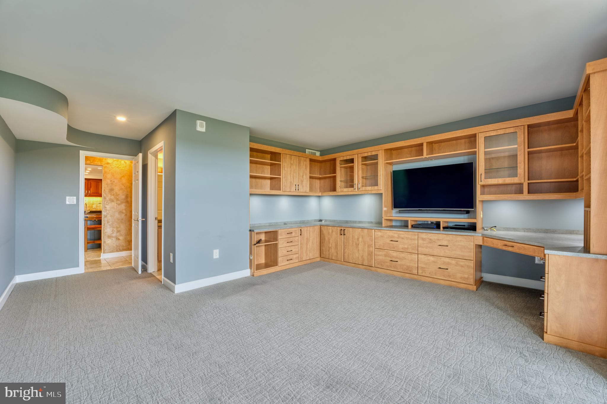 THE REPRESENTATIVE - Residential