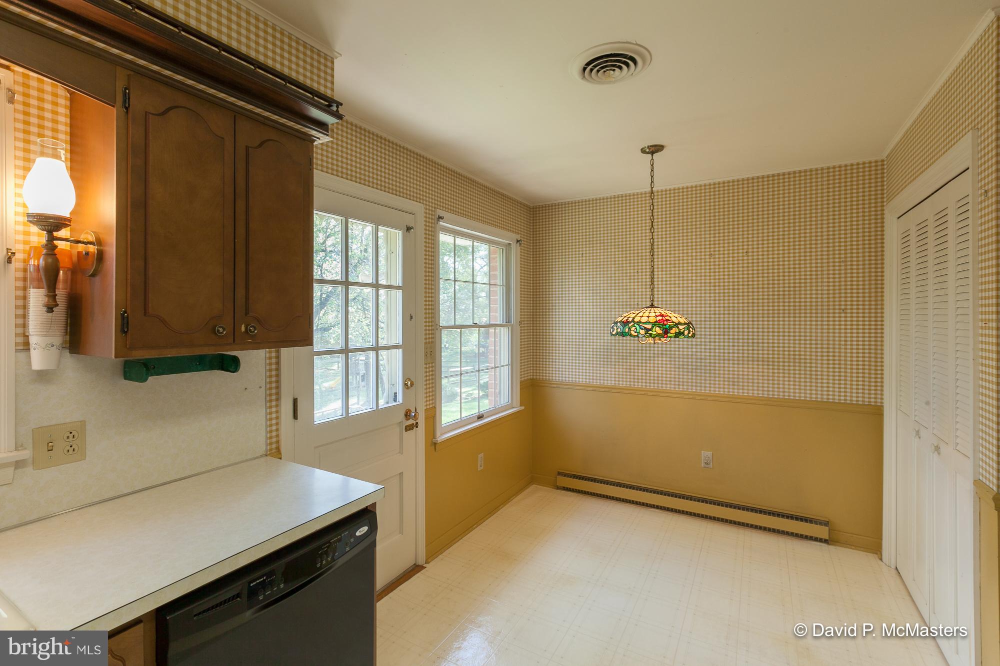 PIKEVIEW ACRES - Residential