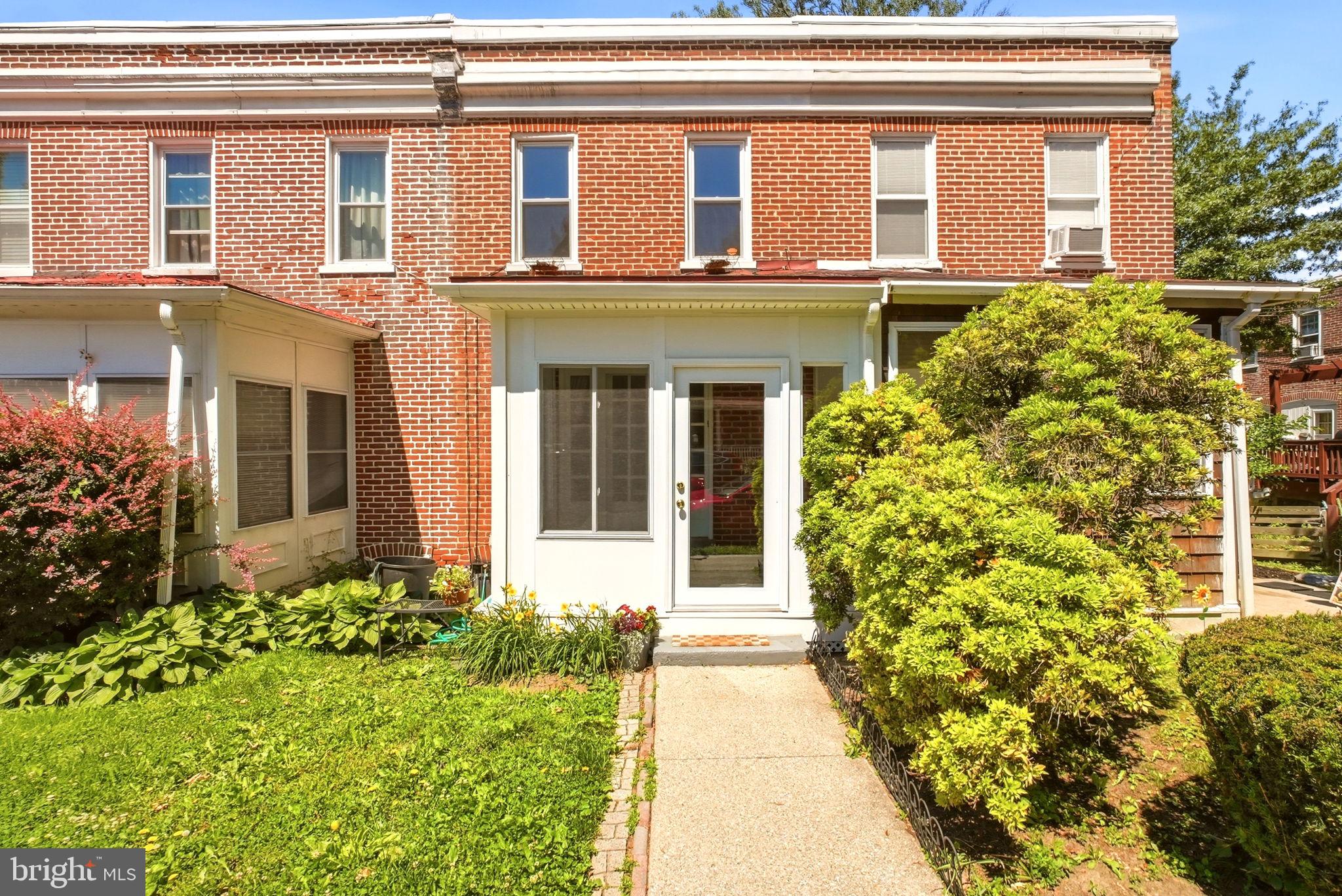 12 MANCHESTER AVENUE