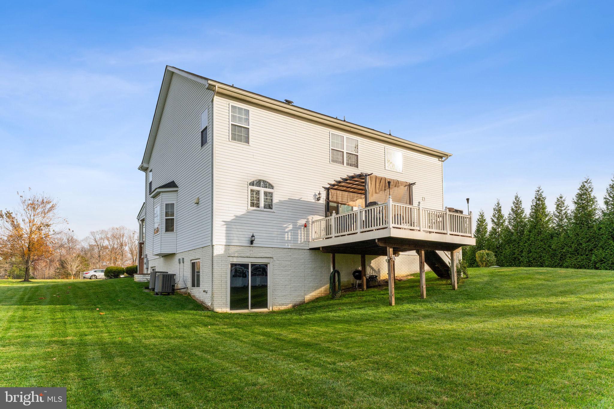 COACHMAN'S PATH - Residential