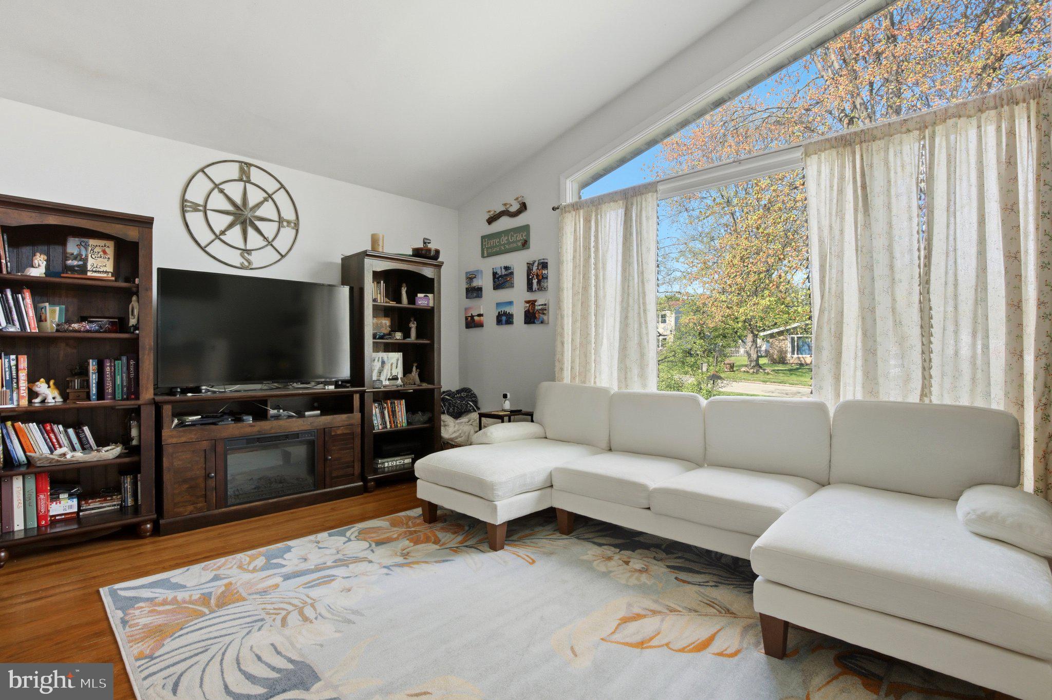 PLYMOUTH HILLS - Residential