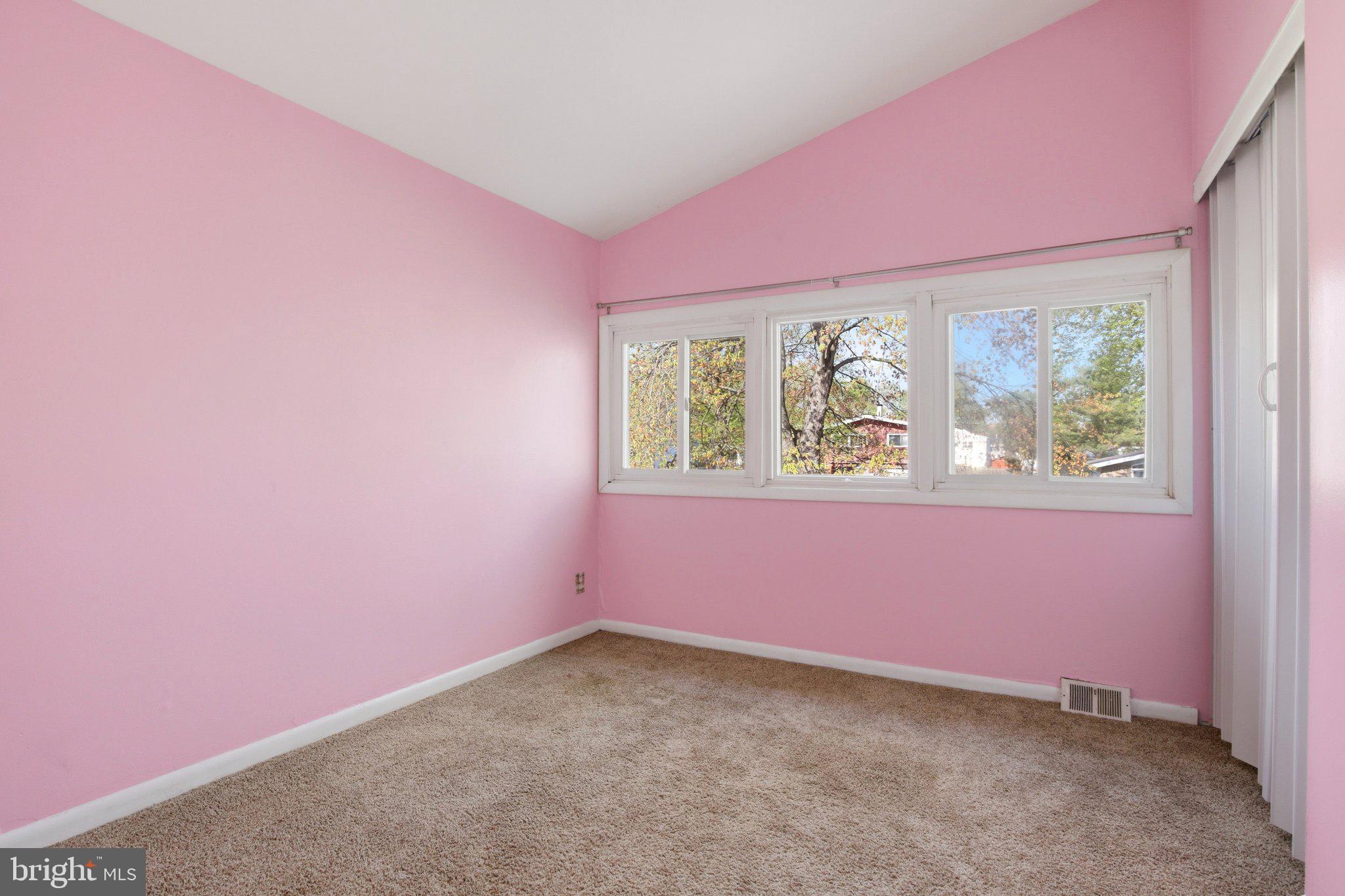 PLYMOUTH HILLS - Residential