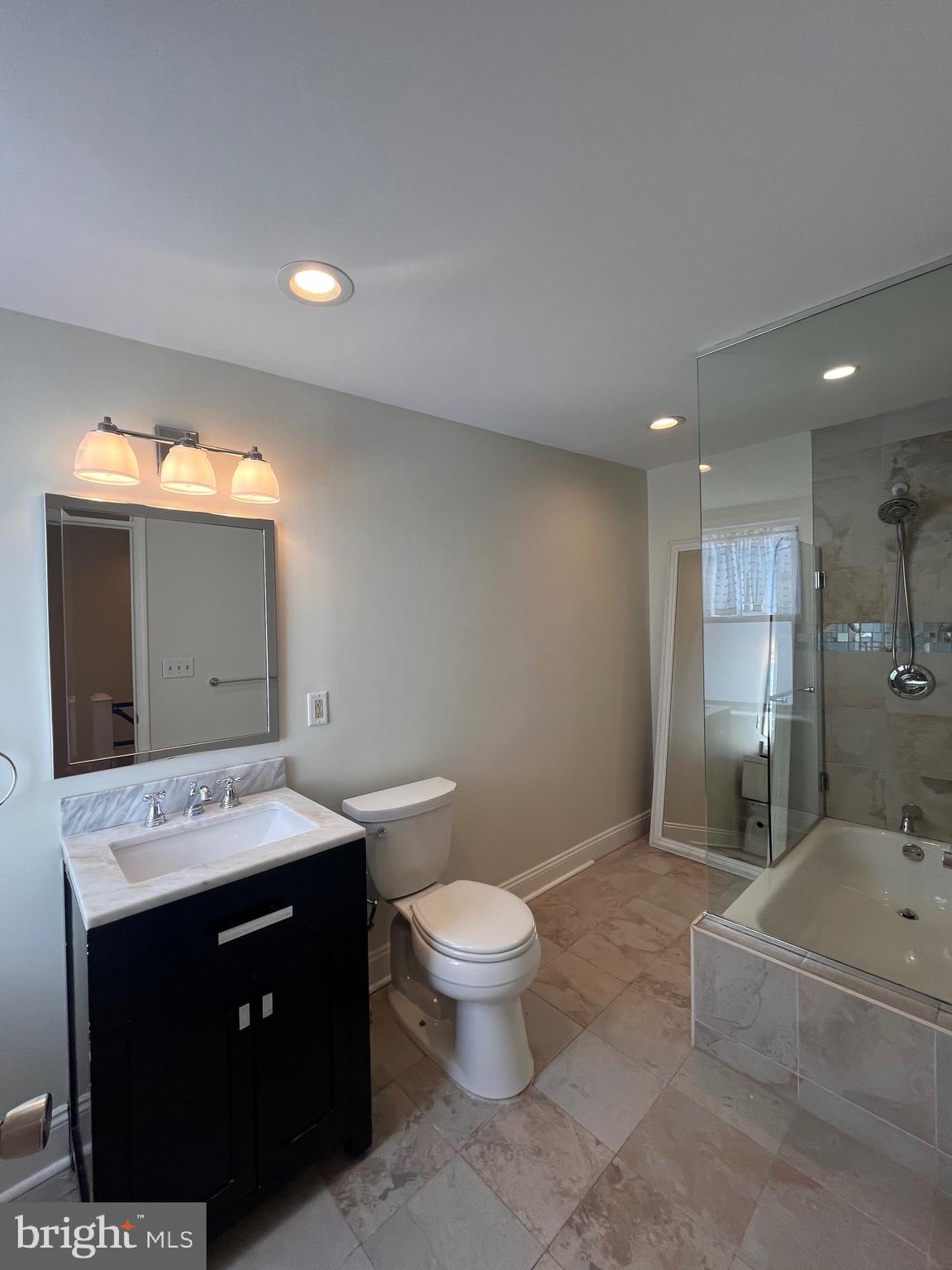 NORRIS SQUARE - Residential Lease