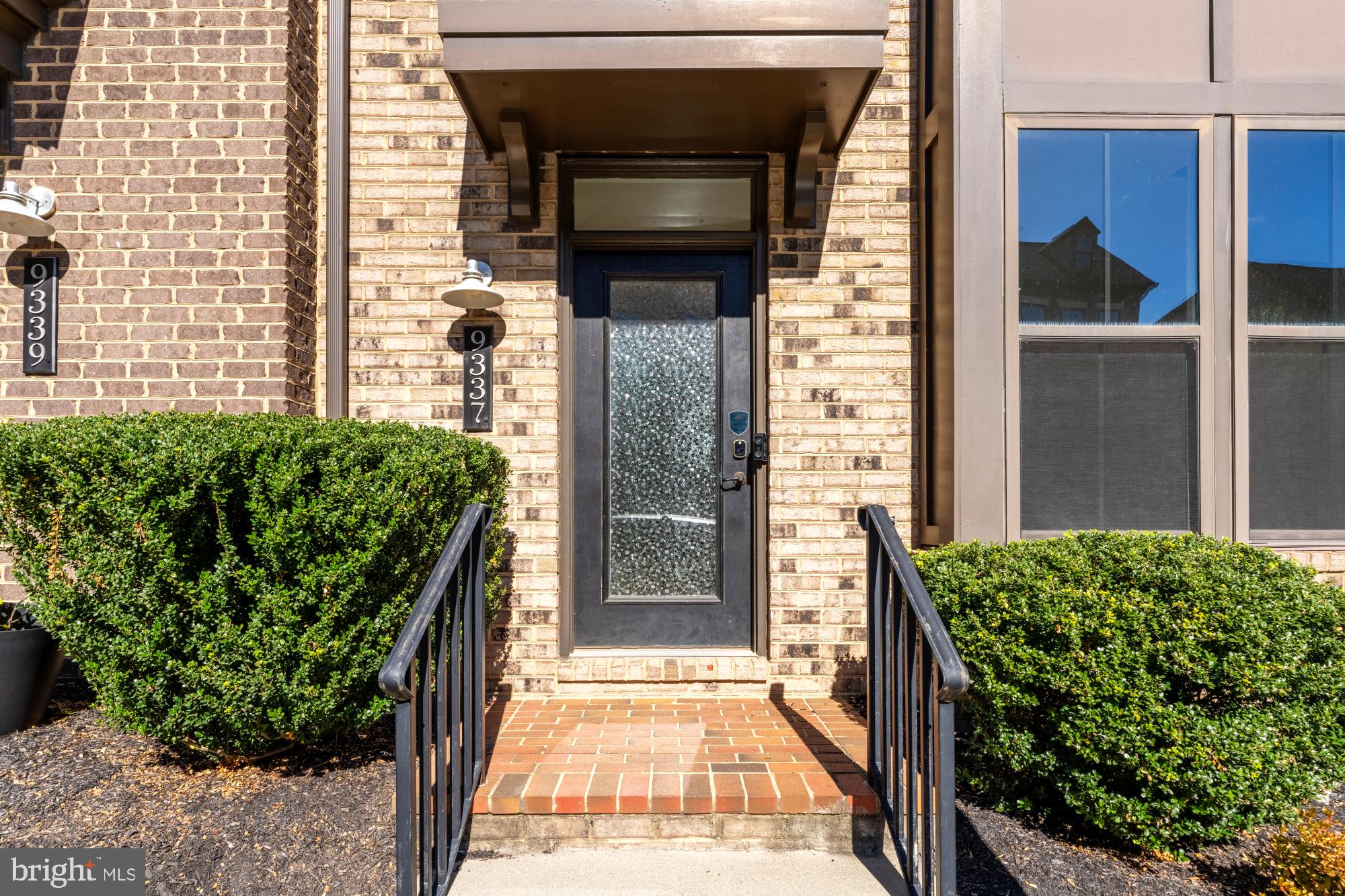 9337 LEMON MINT COURT