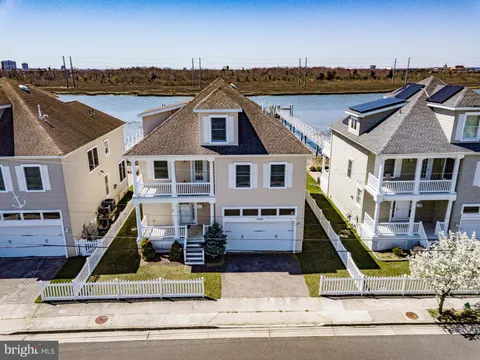 1950 W Riverside Drive, Atlantic City, NJ MLS: NJAC2018266