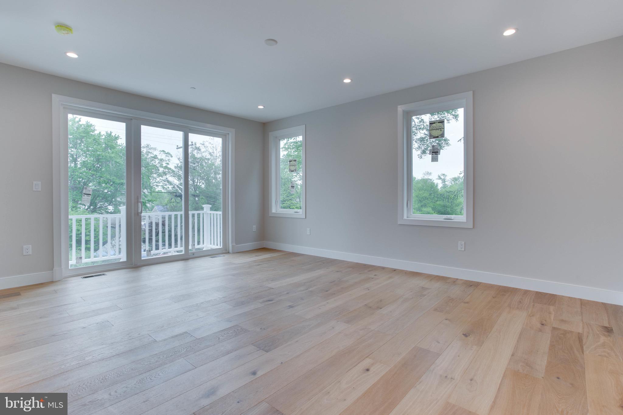 LOCH HAVEN - Residential