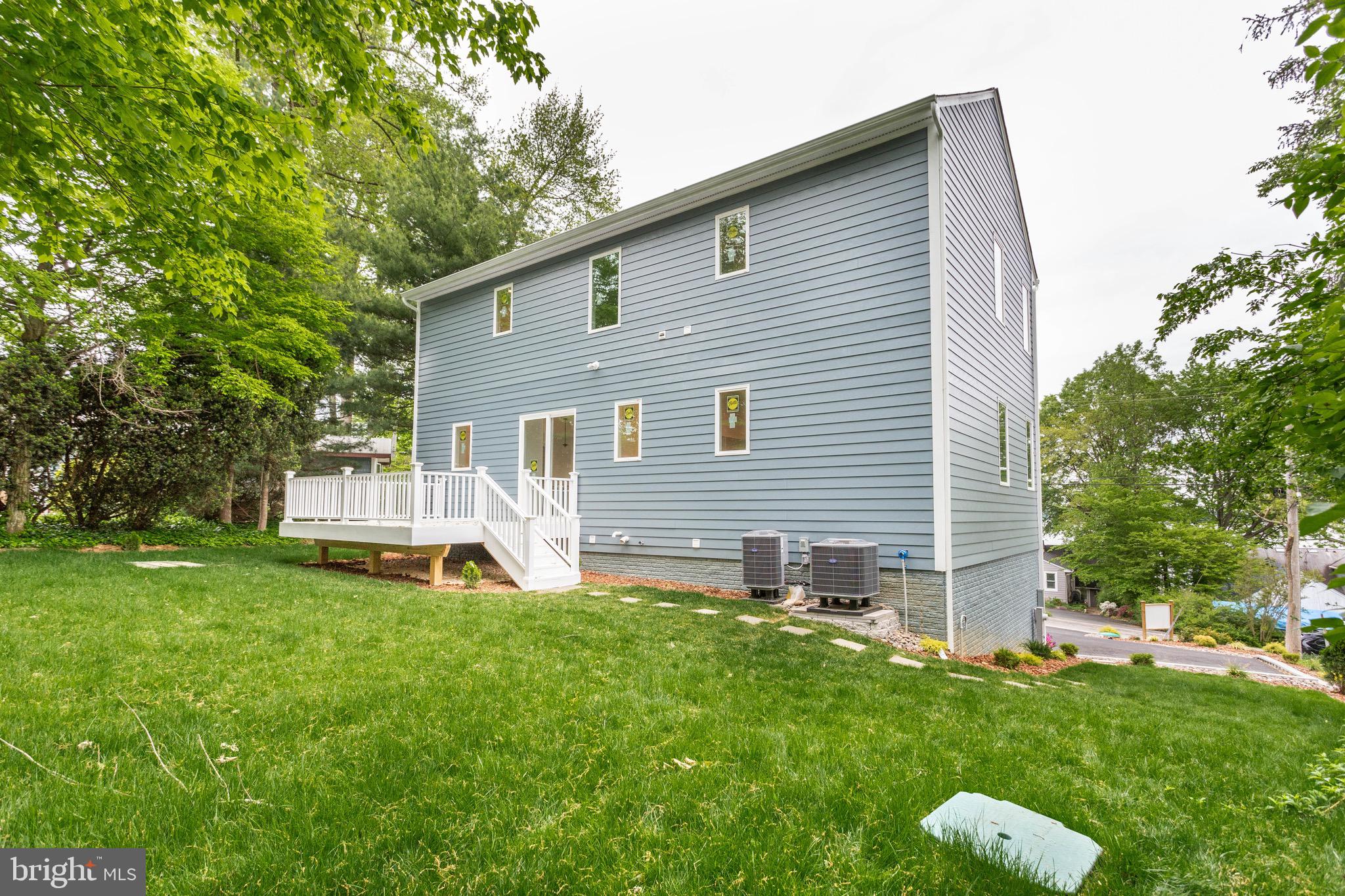 LOCH HAVEN - Residential