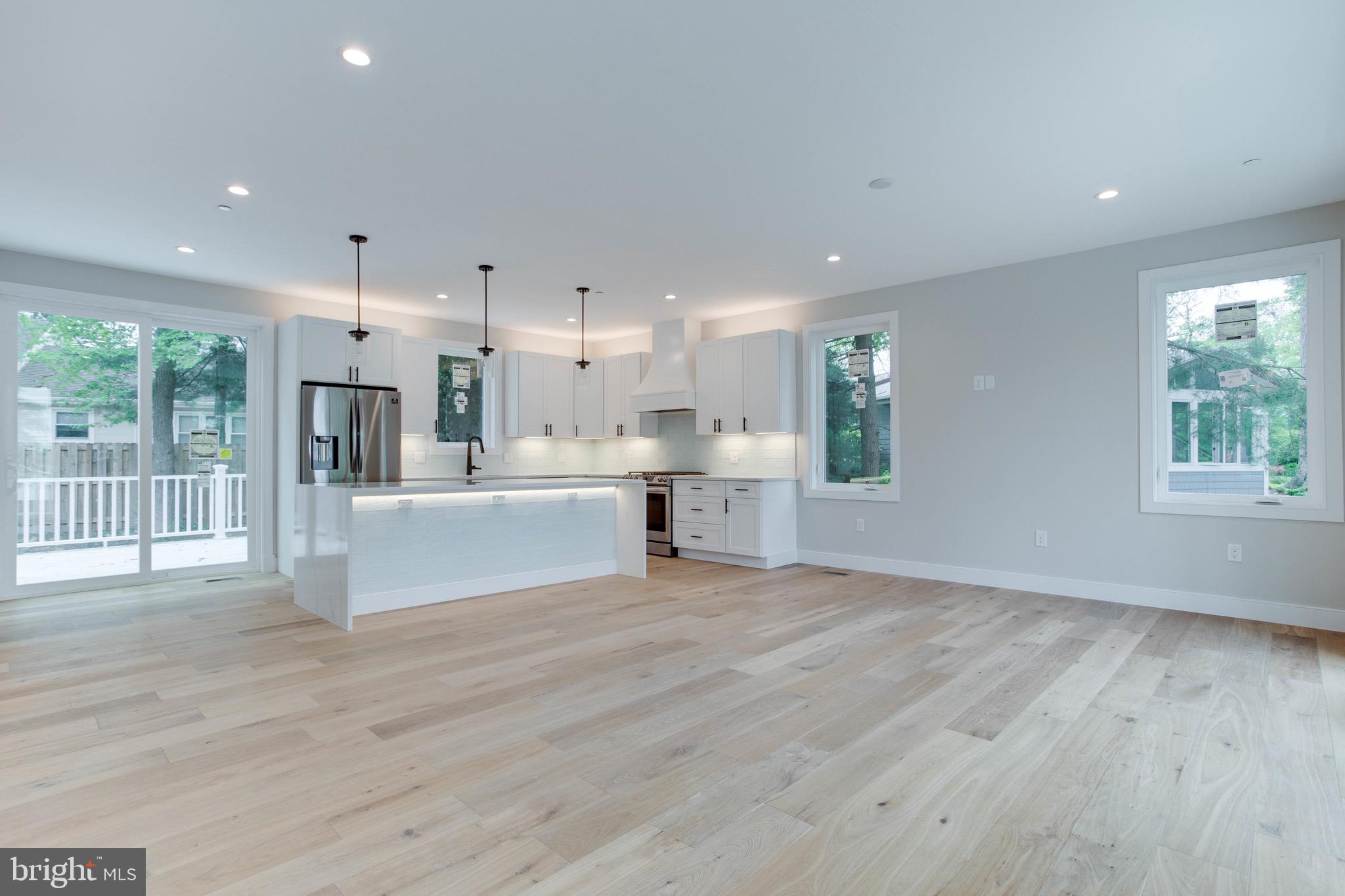 LOCH HAVEN - Residential